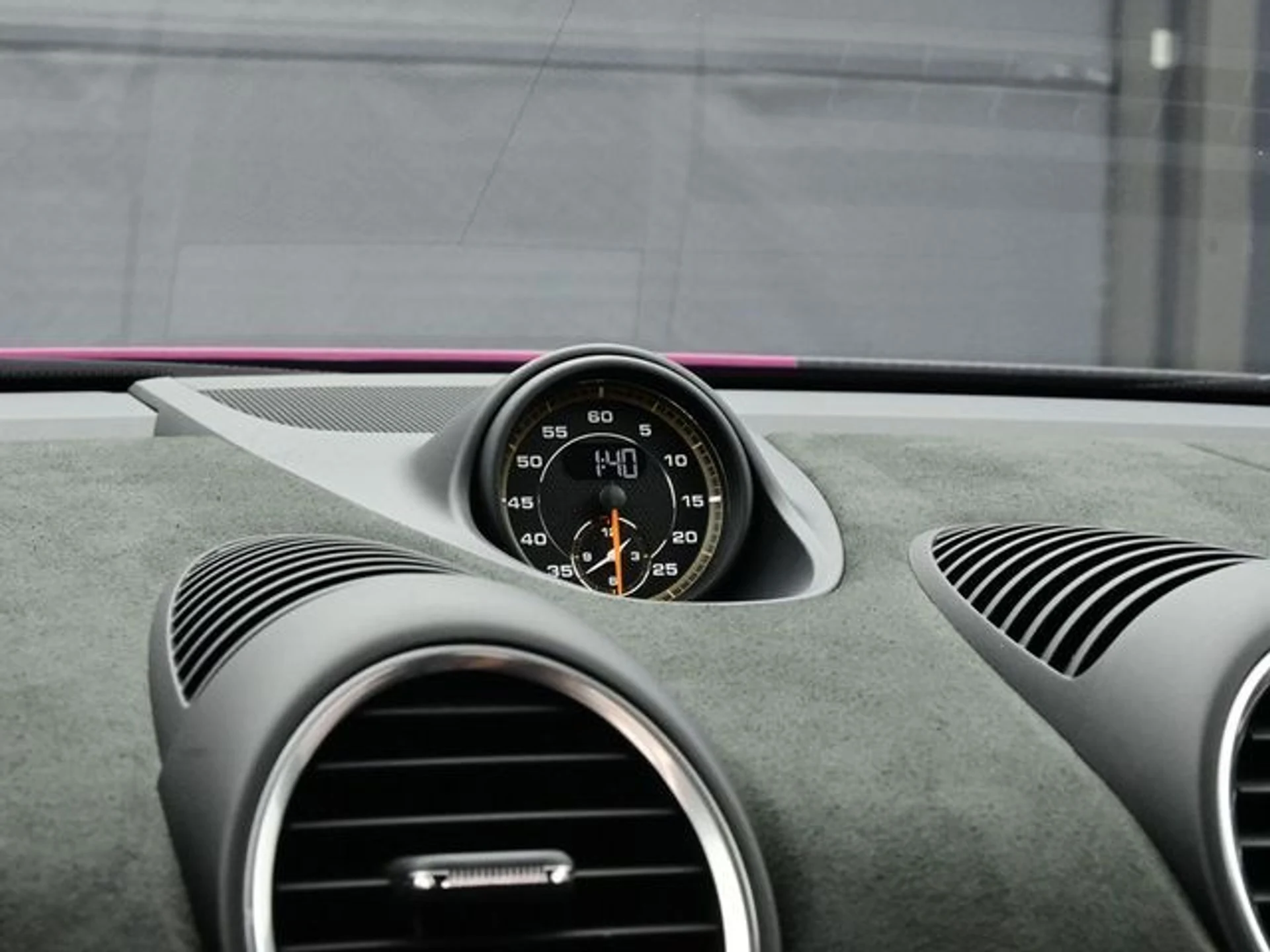 mph011_1133392089_472f523d3aba3ddb553bd94f1fcdfe6ex_c203cef017