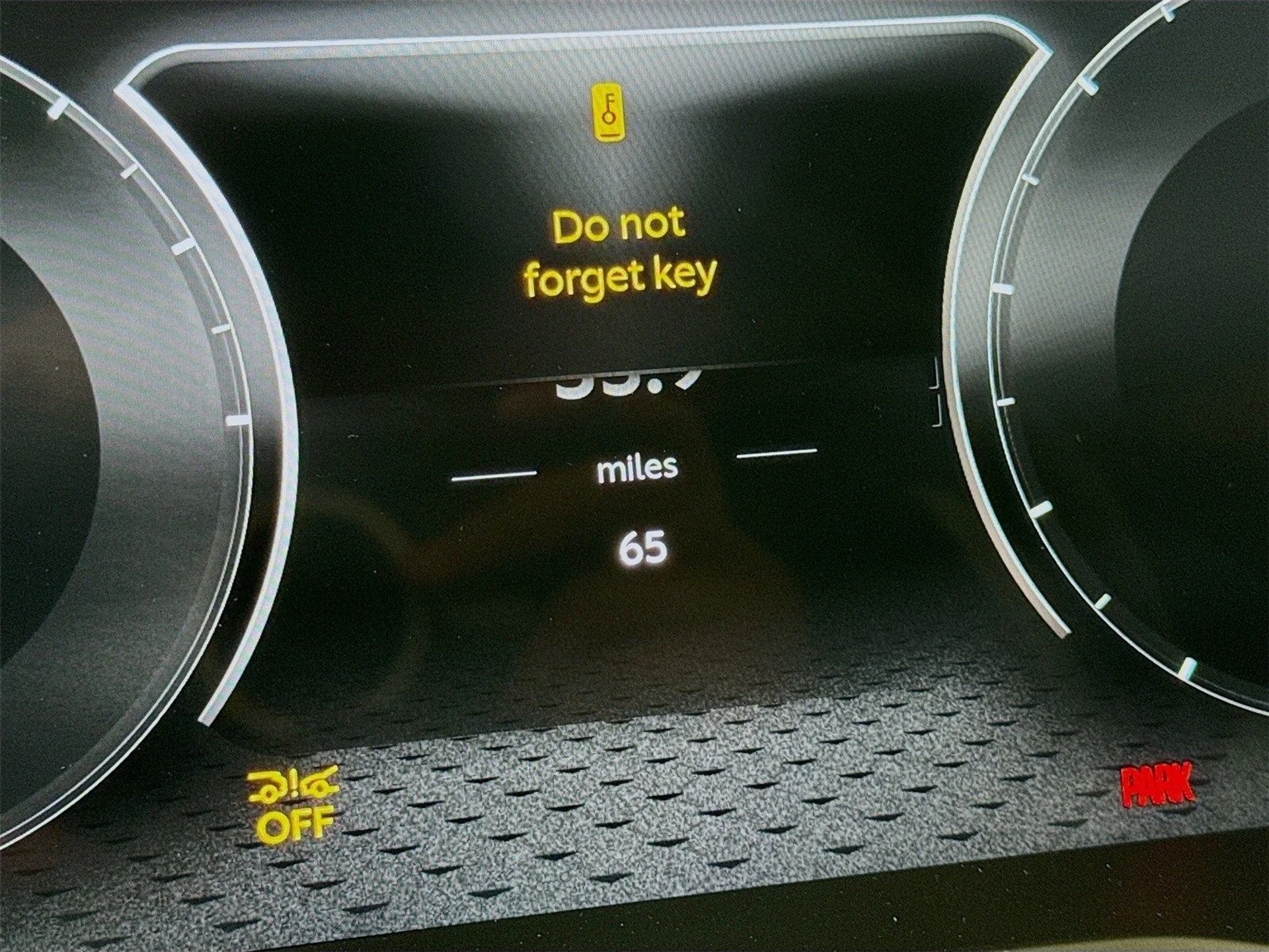 mph011_1151574617_4c09c179405faf70ca19230bc8a5b5a2x_df71d3c4ab