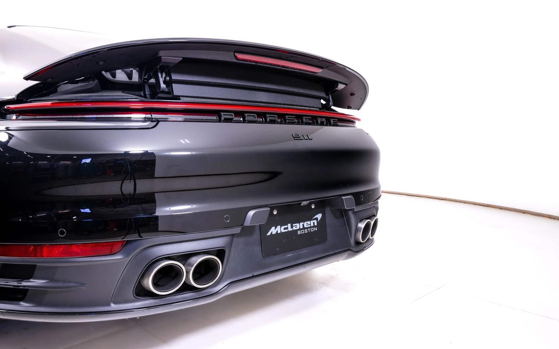 mph011_1157590790_b83ad148ab35a078ddde8ea1e57cb7c9x_0f0a2261a8