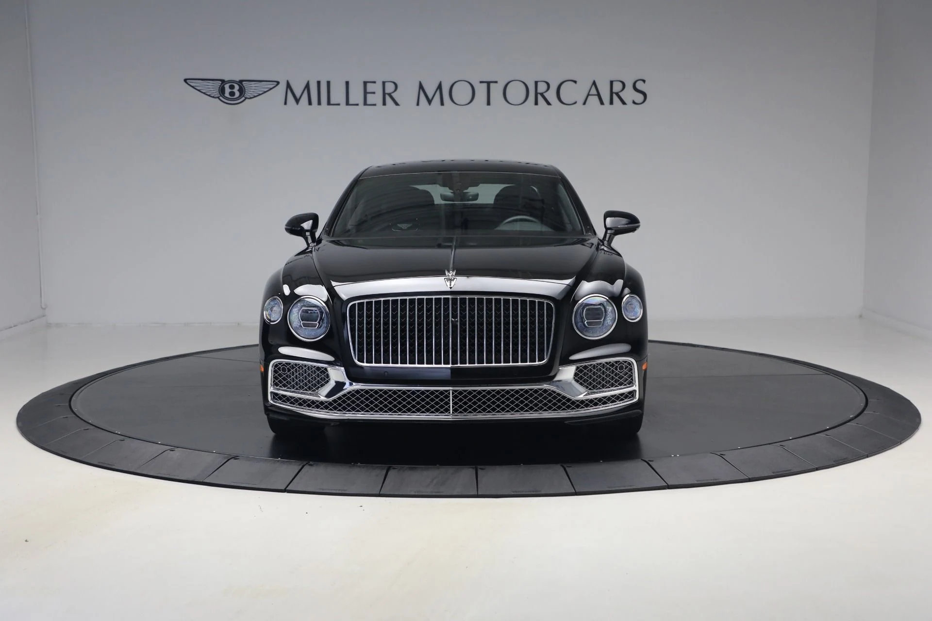 mph011_1160599535_Used_2022_Bentley_Flying_Spur_W12_1787352541_17d546b5a1