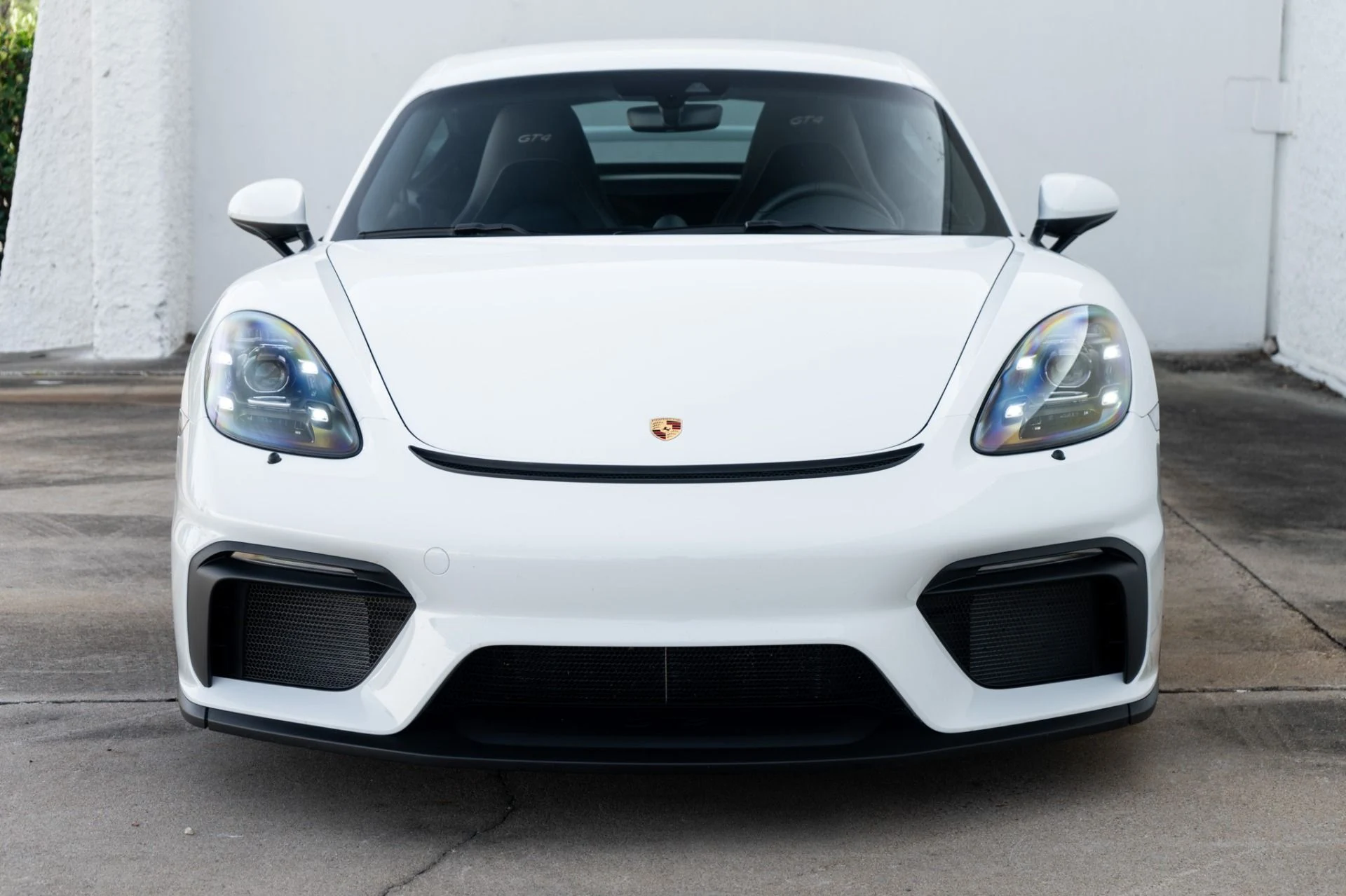 mph011_1161248759_Used_2022_Porsche_718_Cayman_GT_4_1773698341_79cd3196cf