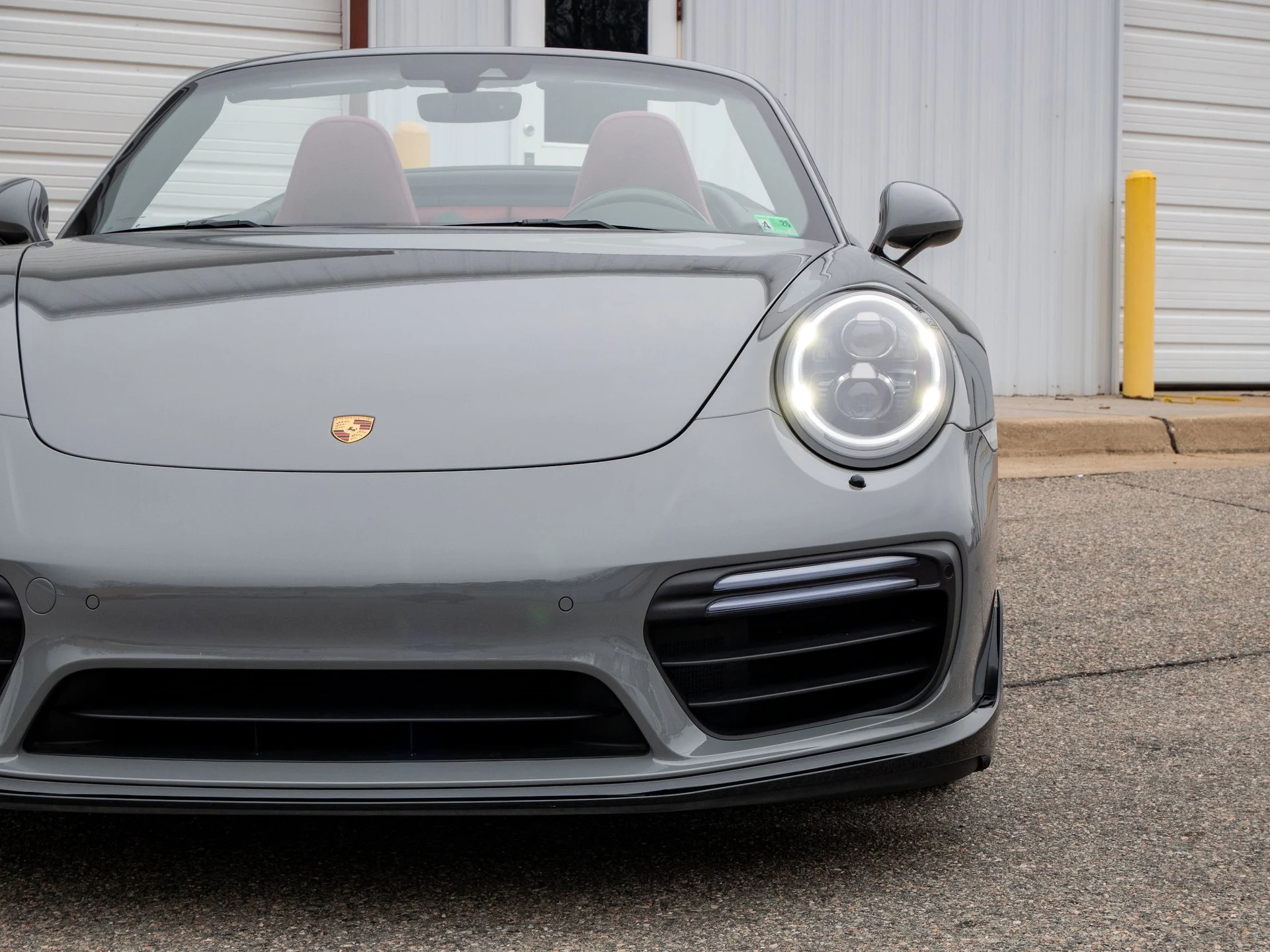 mph011_116161077_4ce8235330e91c1e9aa75b27c55f3a3fx_679e54f544