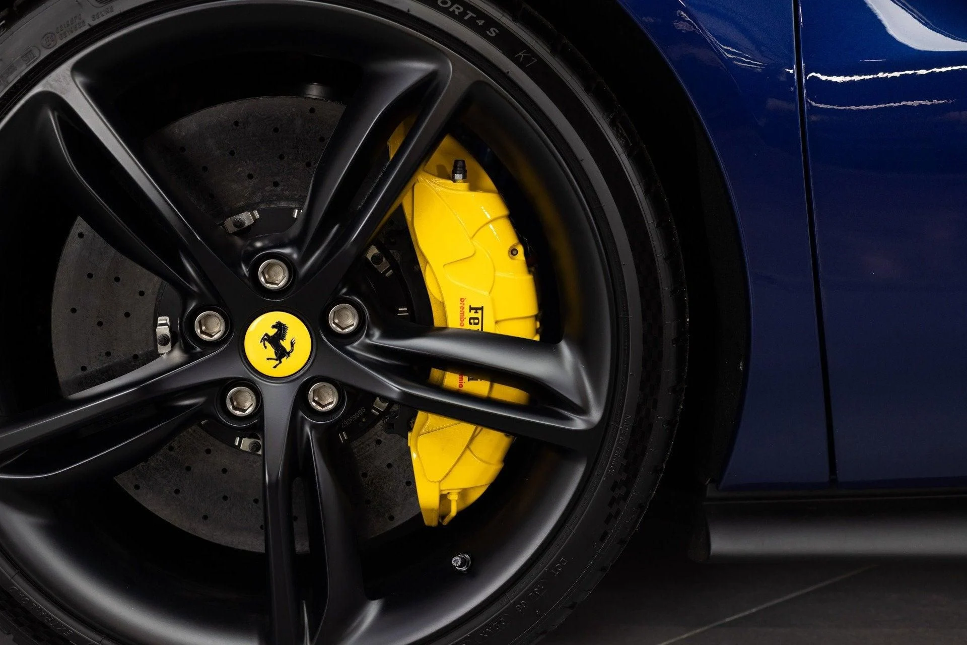 mph011_1164731126_Used_2025_Ferrari_296_GTB_1777349717_68430fa8b3