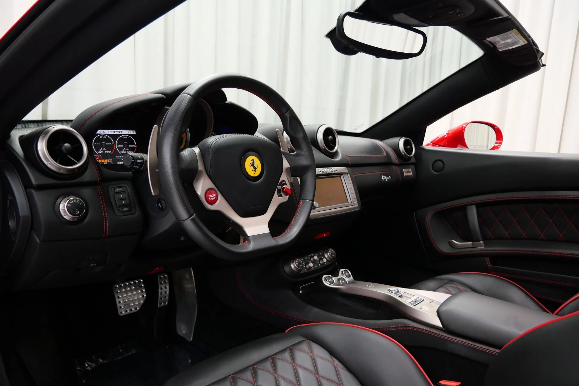 mph011_1168075936_Used_2011_Ferrari_California_1753808084_e103d70772