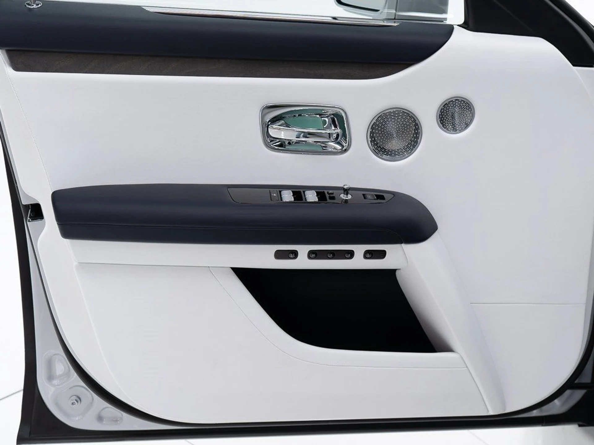 mph011_1174113333_8a4ceab2366792d7bb0ec6962d34d416_8638a93b12