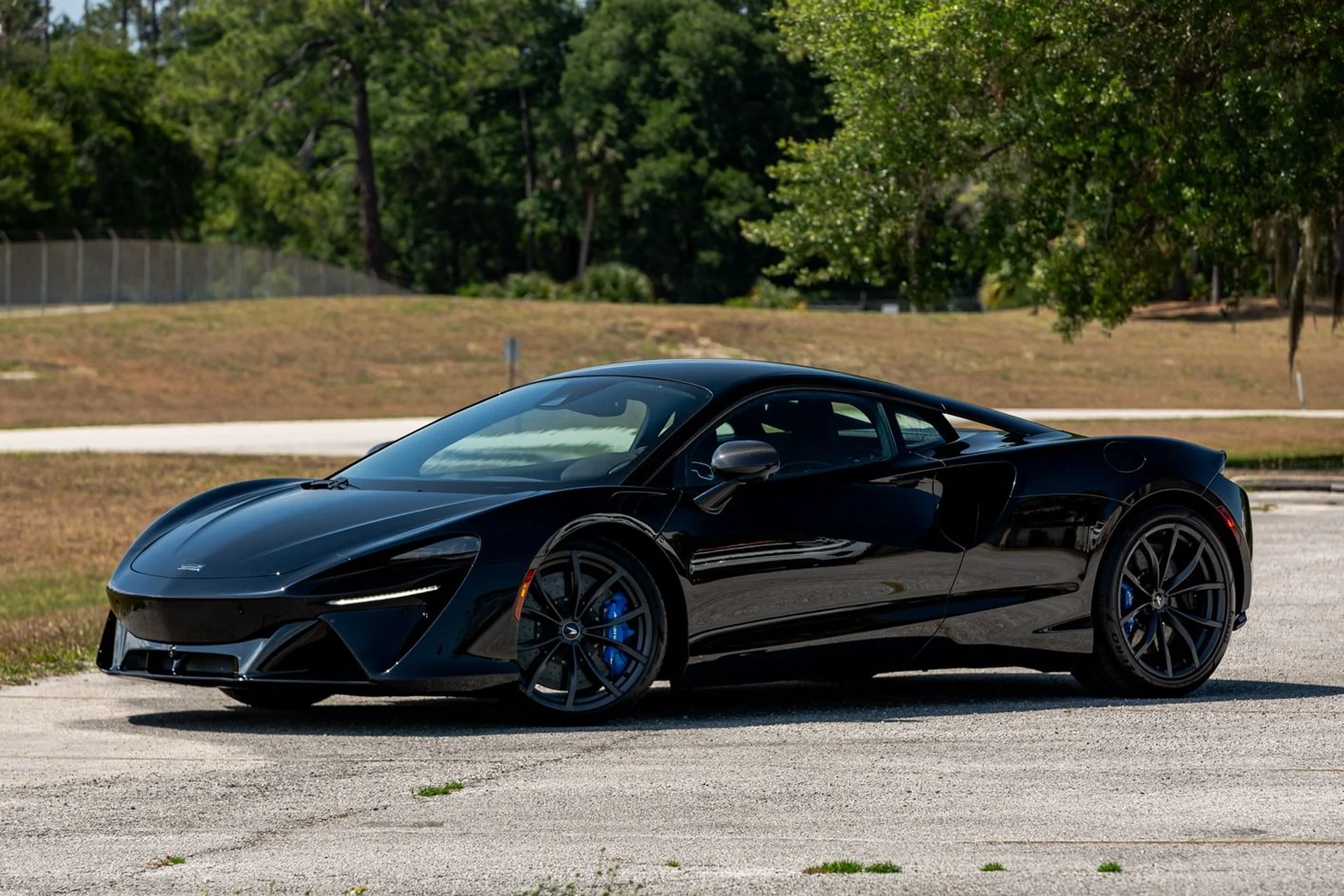 mph011_1174972575_396_p12_l_8a7cad6696