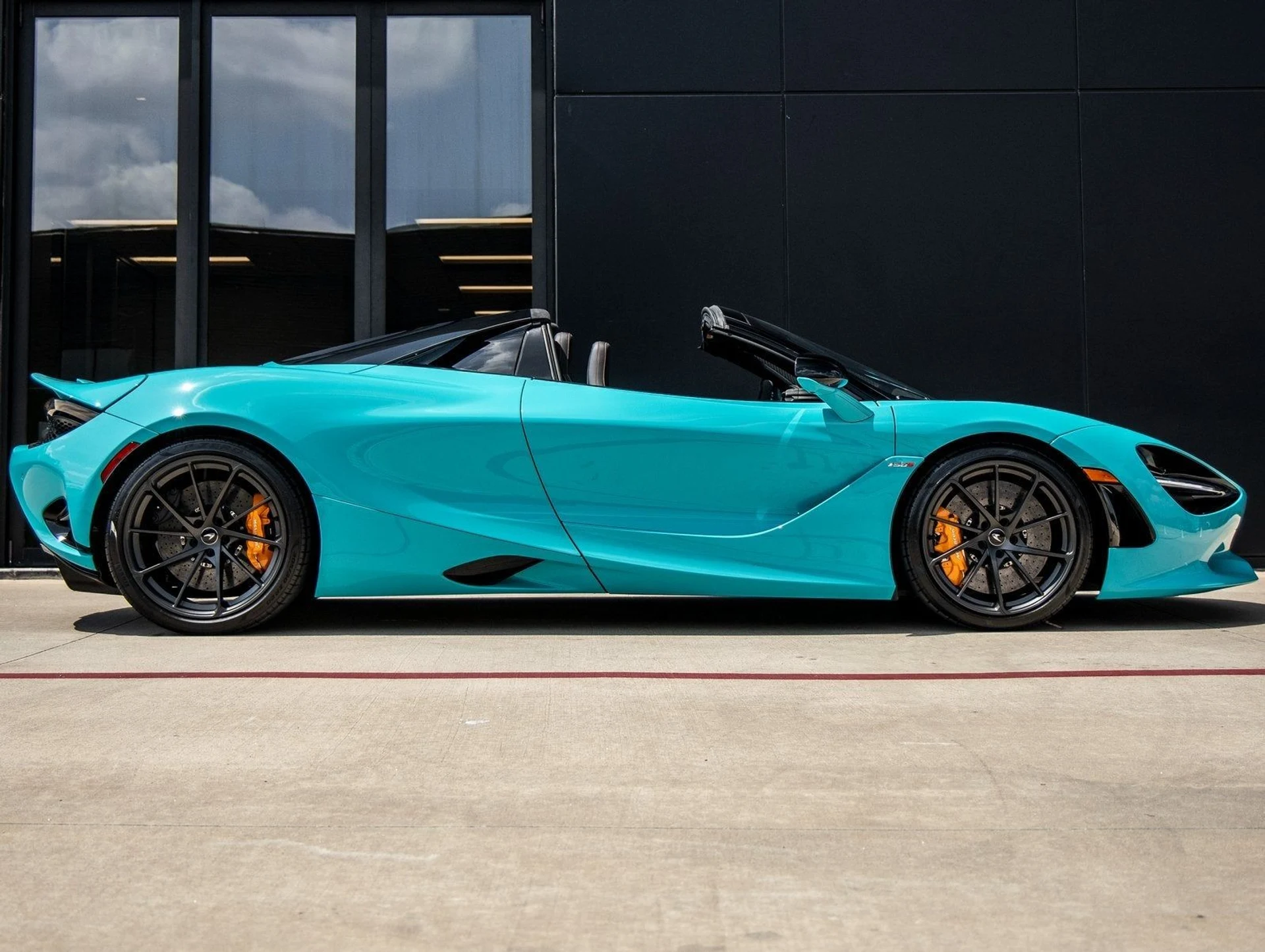 mph011_1177491635_12_86f2bfda52