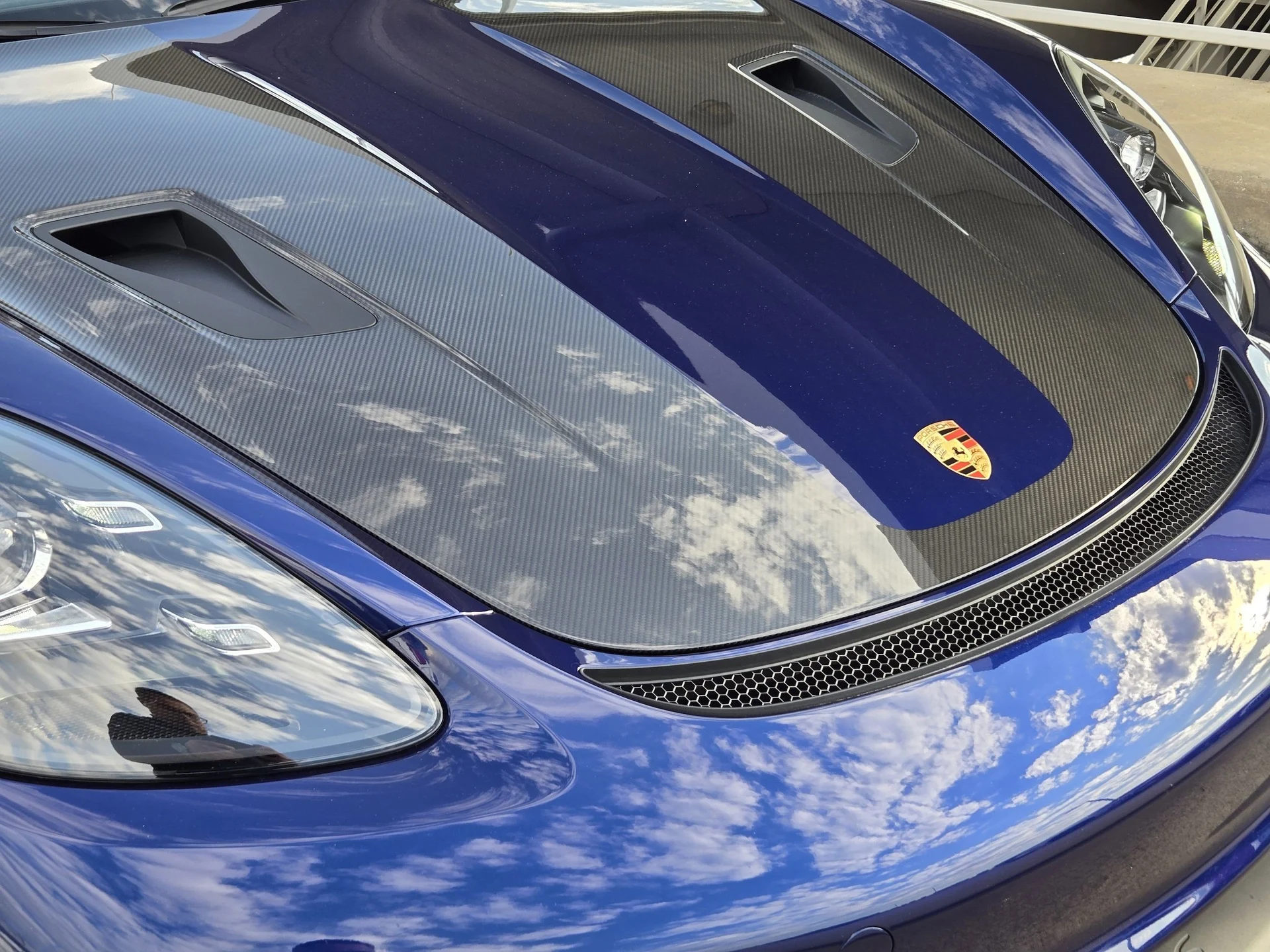 mph011_11812052_bce6e9a0394f5163b30e33c903bbfda3x_fb7fcb1887