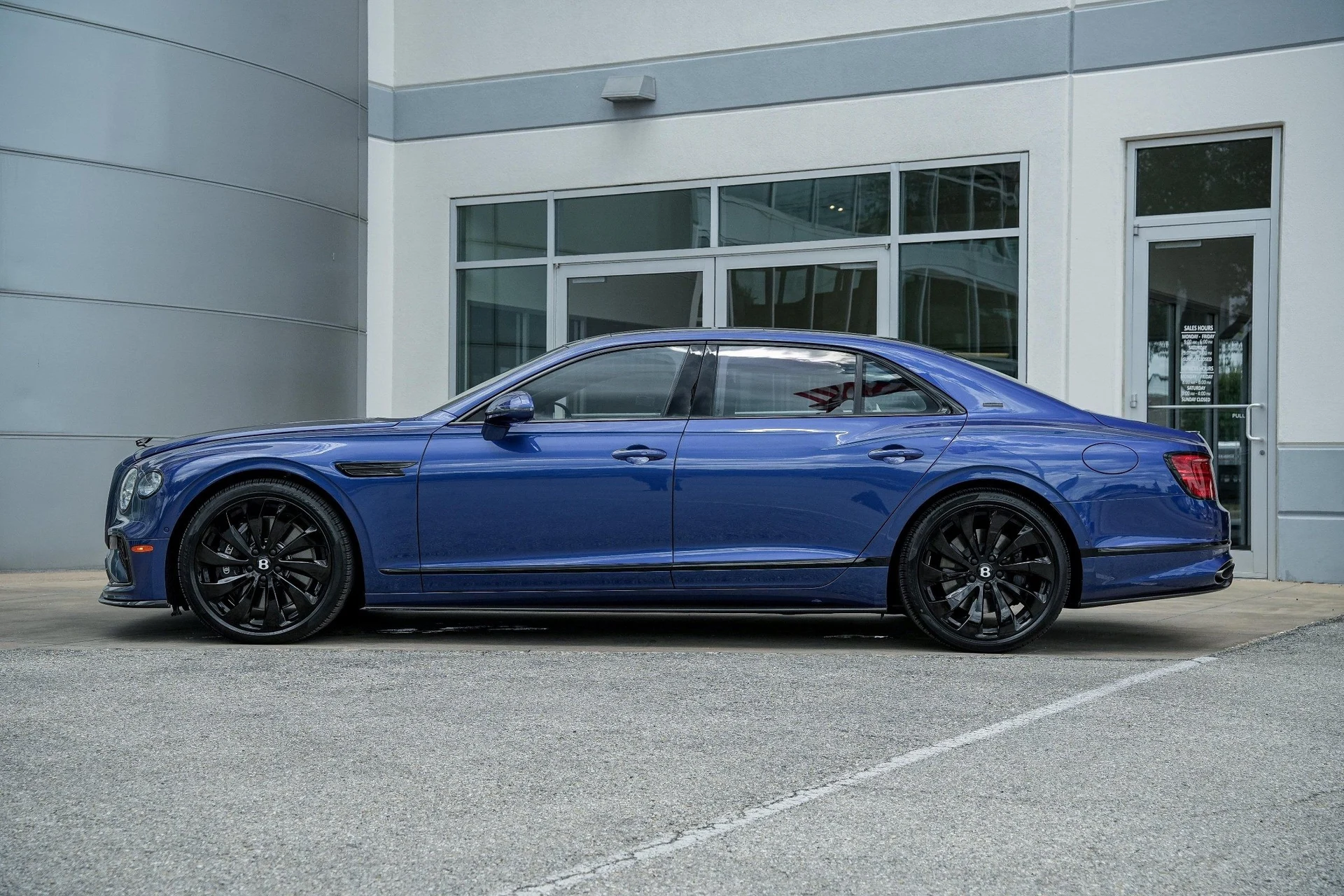 mph011_1191127499_Hi_Tech_Luxury_Imports_LLC_SCBBP_6_ZG_0_SC_023385_image_11_79a862385a