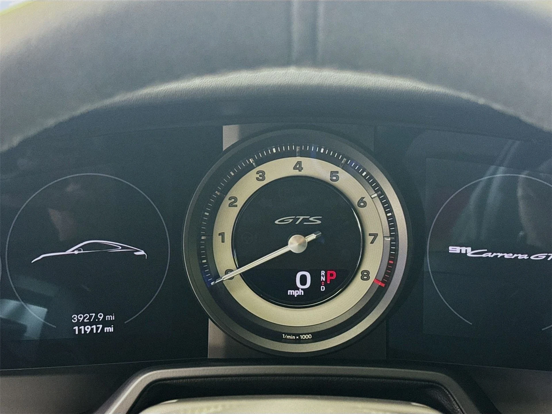 mph011_119459805_a85f82831397940671559867107bc417x_9f62e972b9