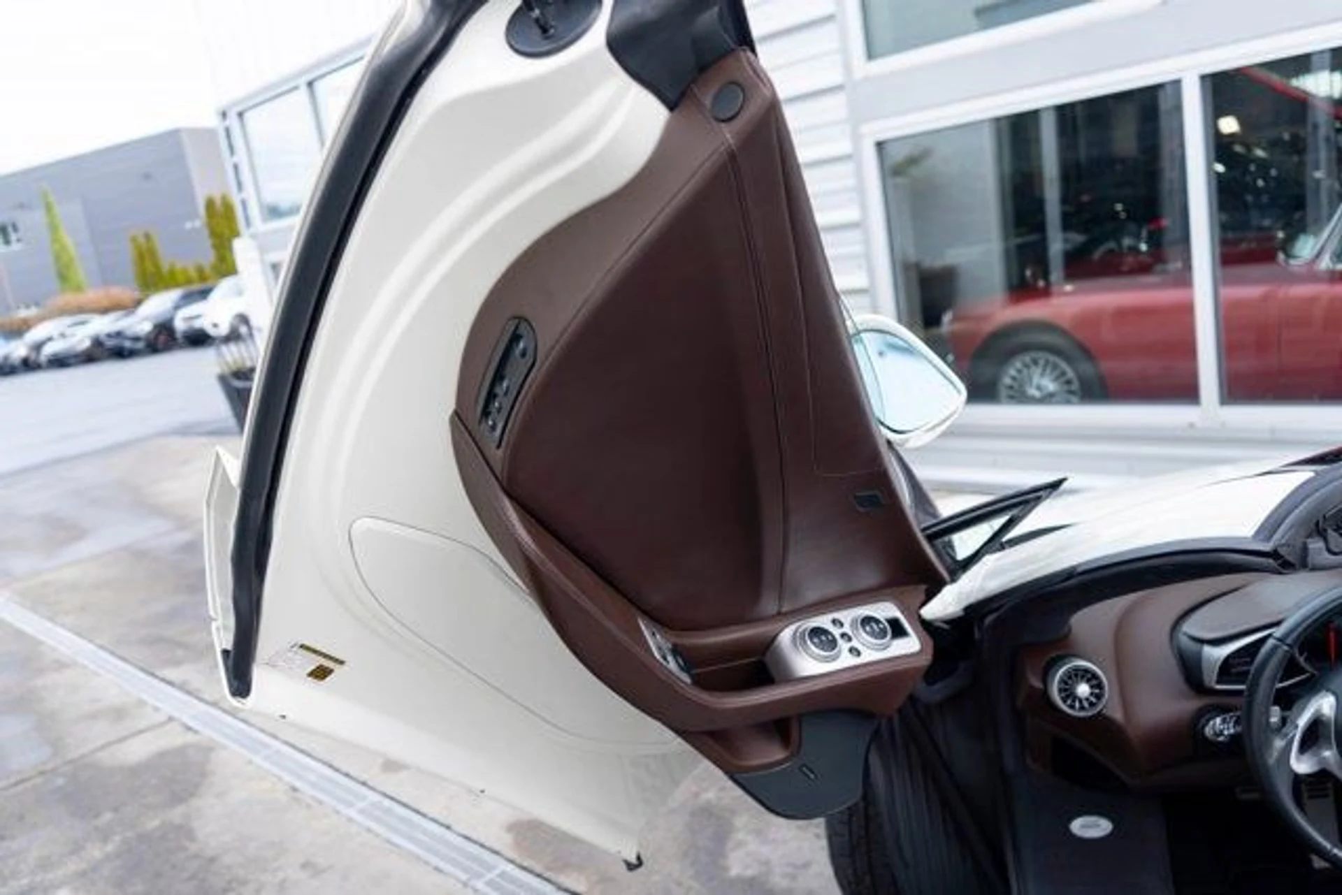 mph011_1194650070_12_57f293669c