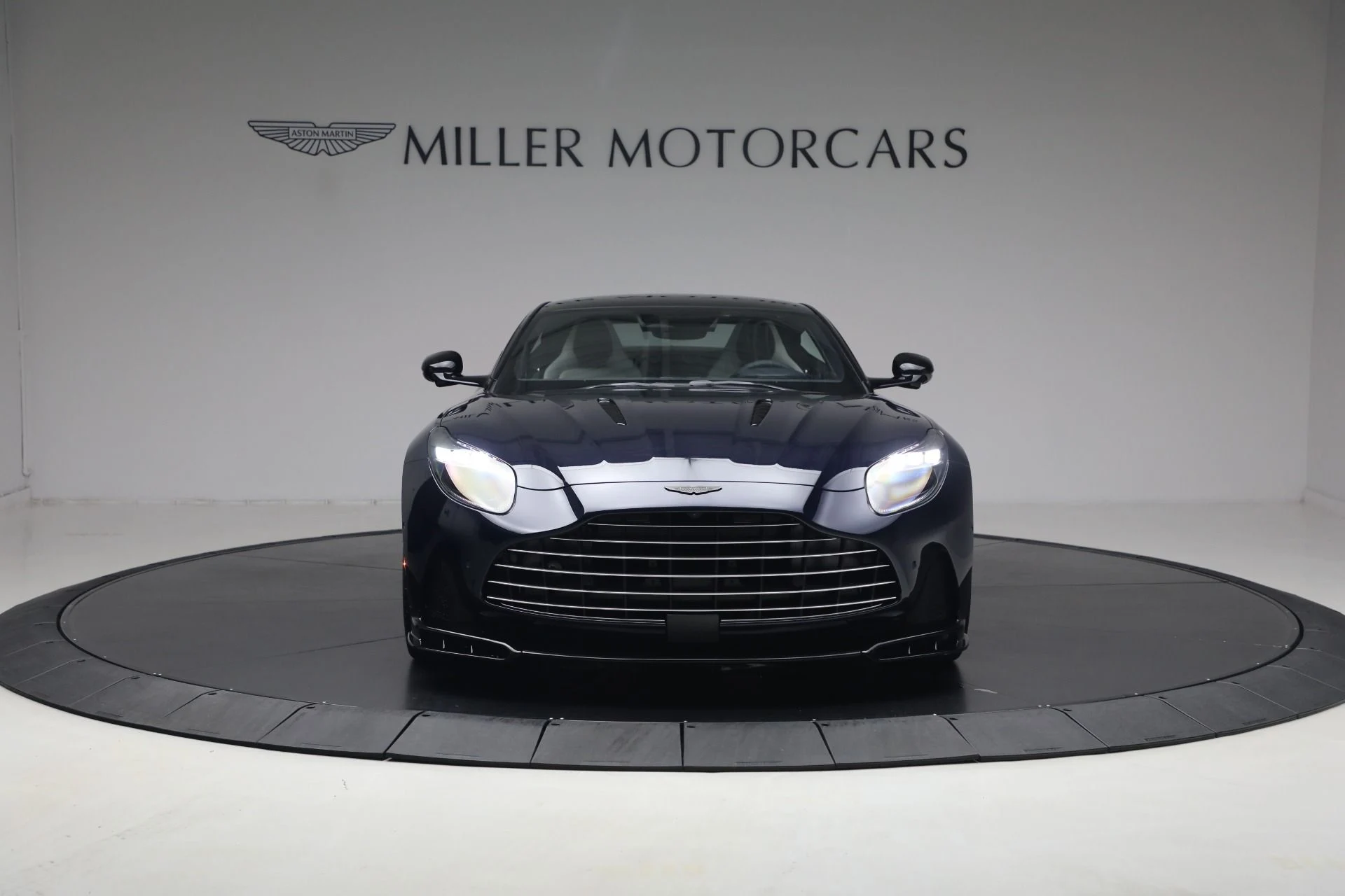 mph011_1199026695_New_2026_Aston_Martin_DB_12_S_1780512409_26db16005a