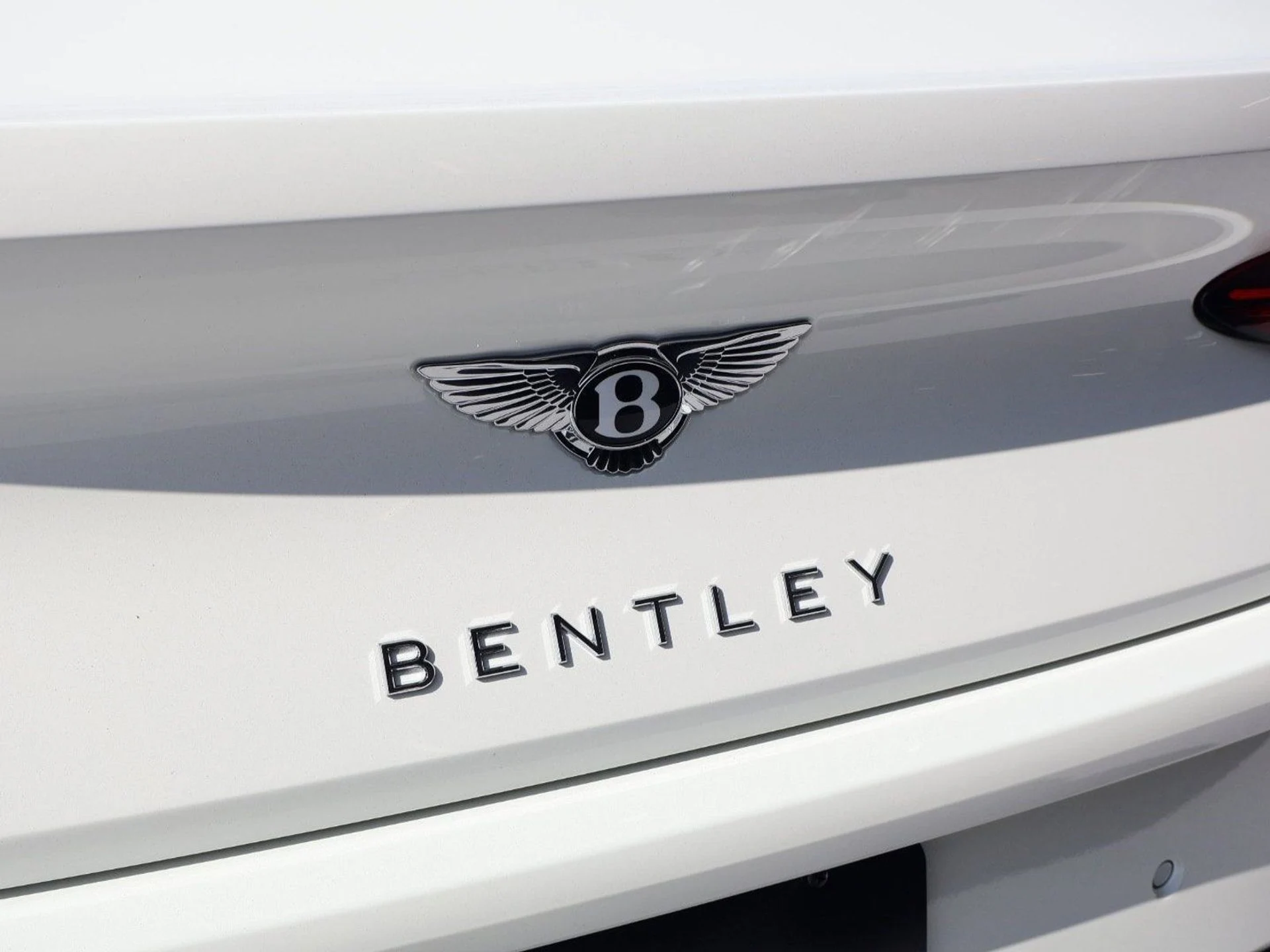 mph011_1201678227_42474479e5480a0855b9a42f65022a67x_6571ad0b92