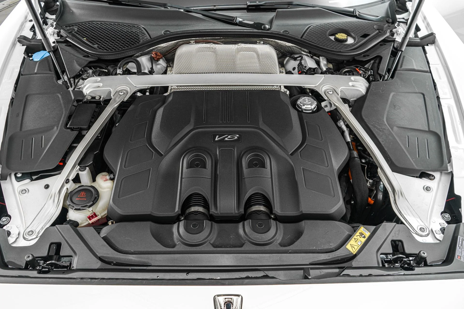 mph011_1201751707_Used_2026_Bentley_Flying_Spur_Azure_1772059089_27d586112d