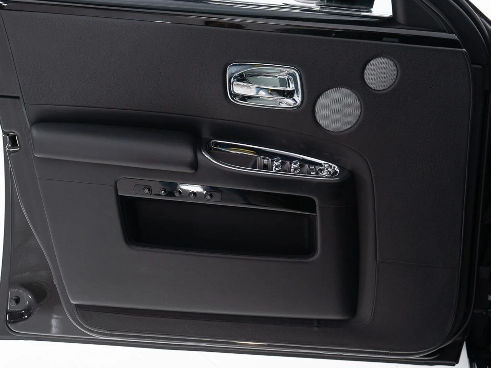 mph011_1207971559_94091cece5a770887126317708487fe0_d2186ddd69