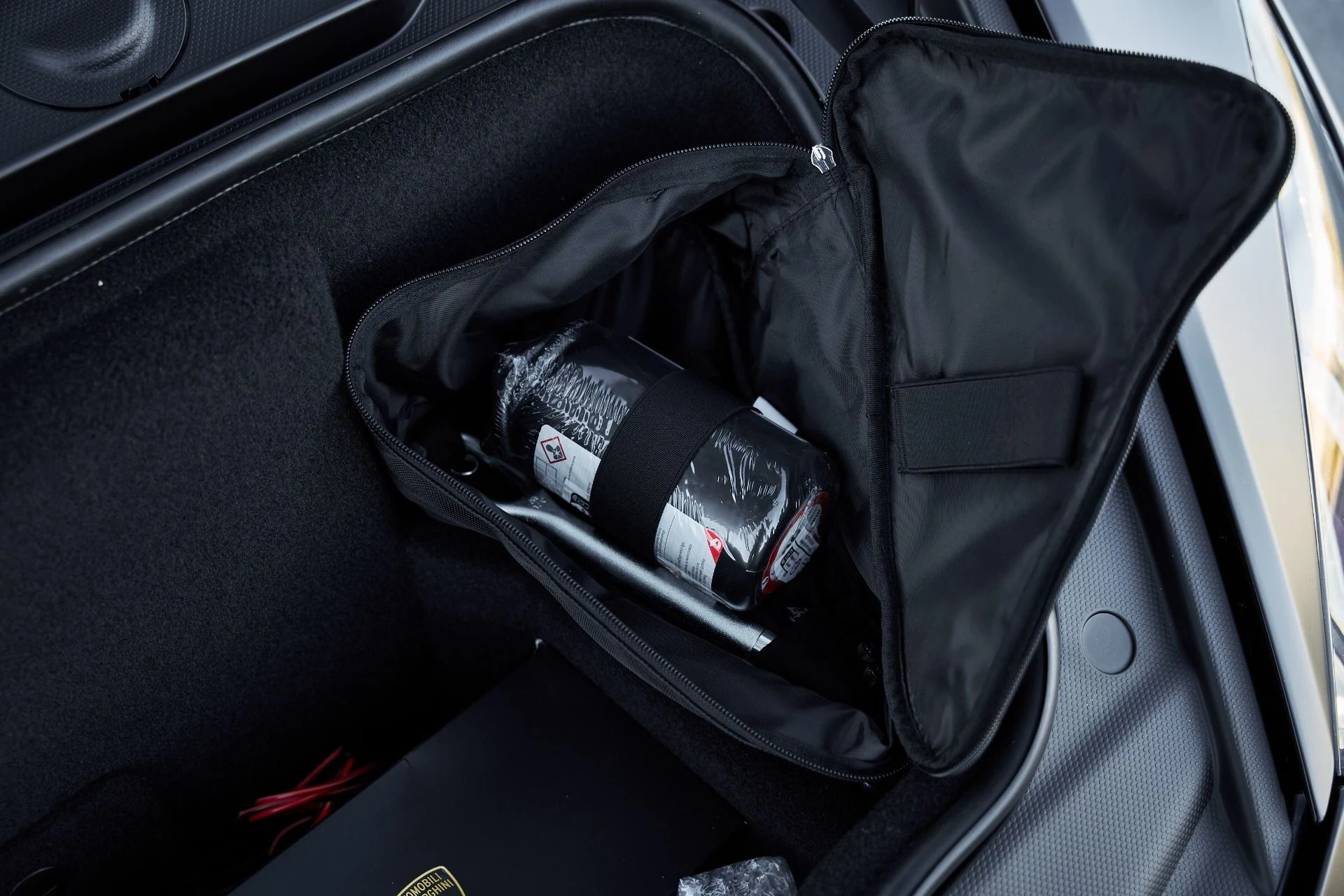 mph011_1213451719_Used_2024_Lamborghini_Huracan_EVO_Spyder_1766881347_fb6b186421