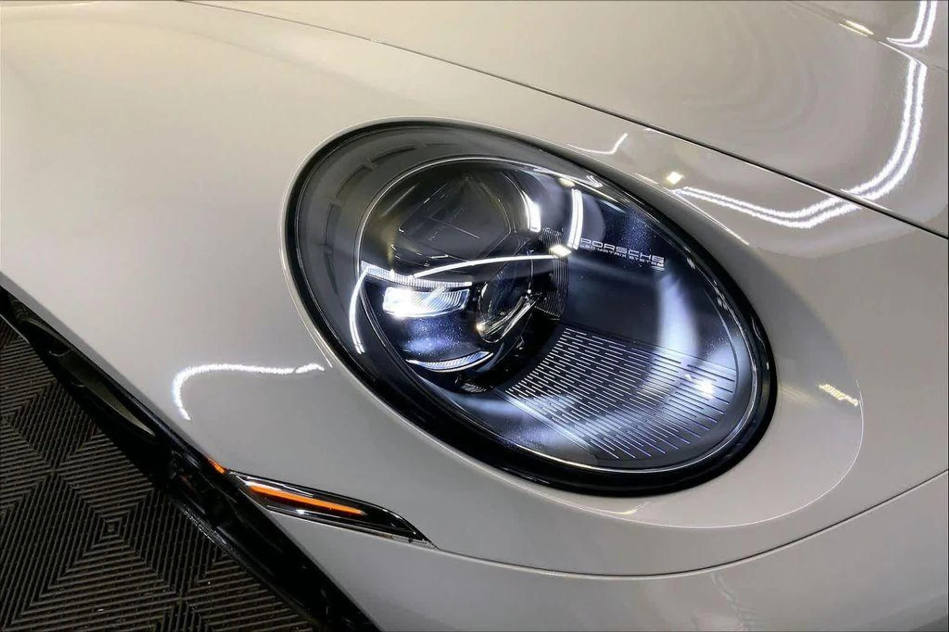 mph011_1216513326_gdf_TL_Ejpeiqi_Q63_Ea6_y_n_Gjr6_Q_2a991a38fb