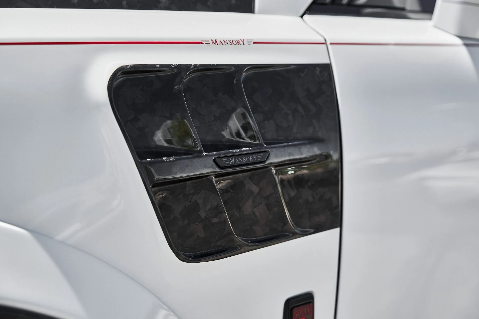 mph011_1221024203_Used_2026_Rolls_Royce_Cullinan_Base_1781911035_b021645737