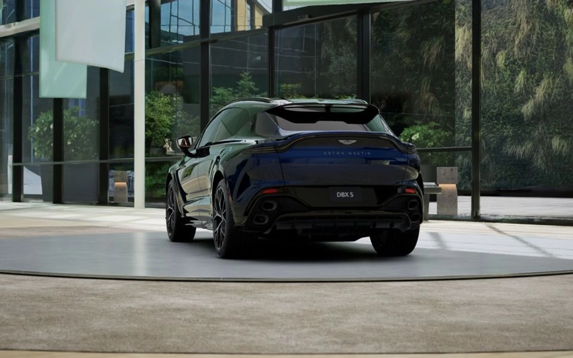 mph011_122281867_New_2026_Aston_Martin_DBX_S_In_Transit_2118613e4f
