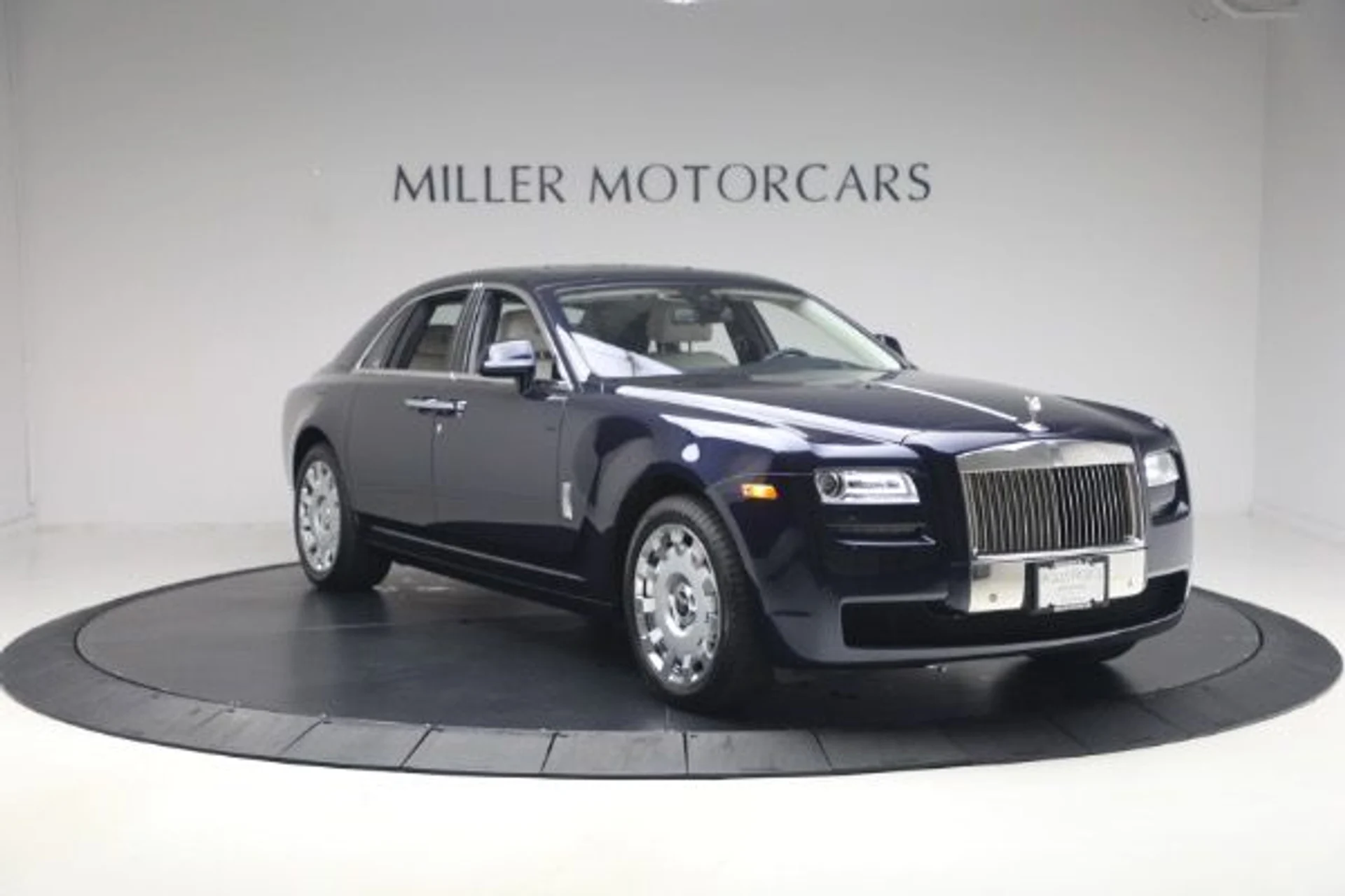 mph011_1225142462_Used_2014_Rolls_Royce_Ghost_b7cb514d07