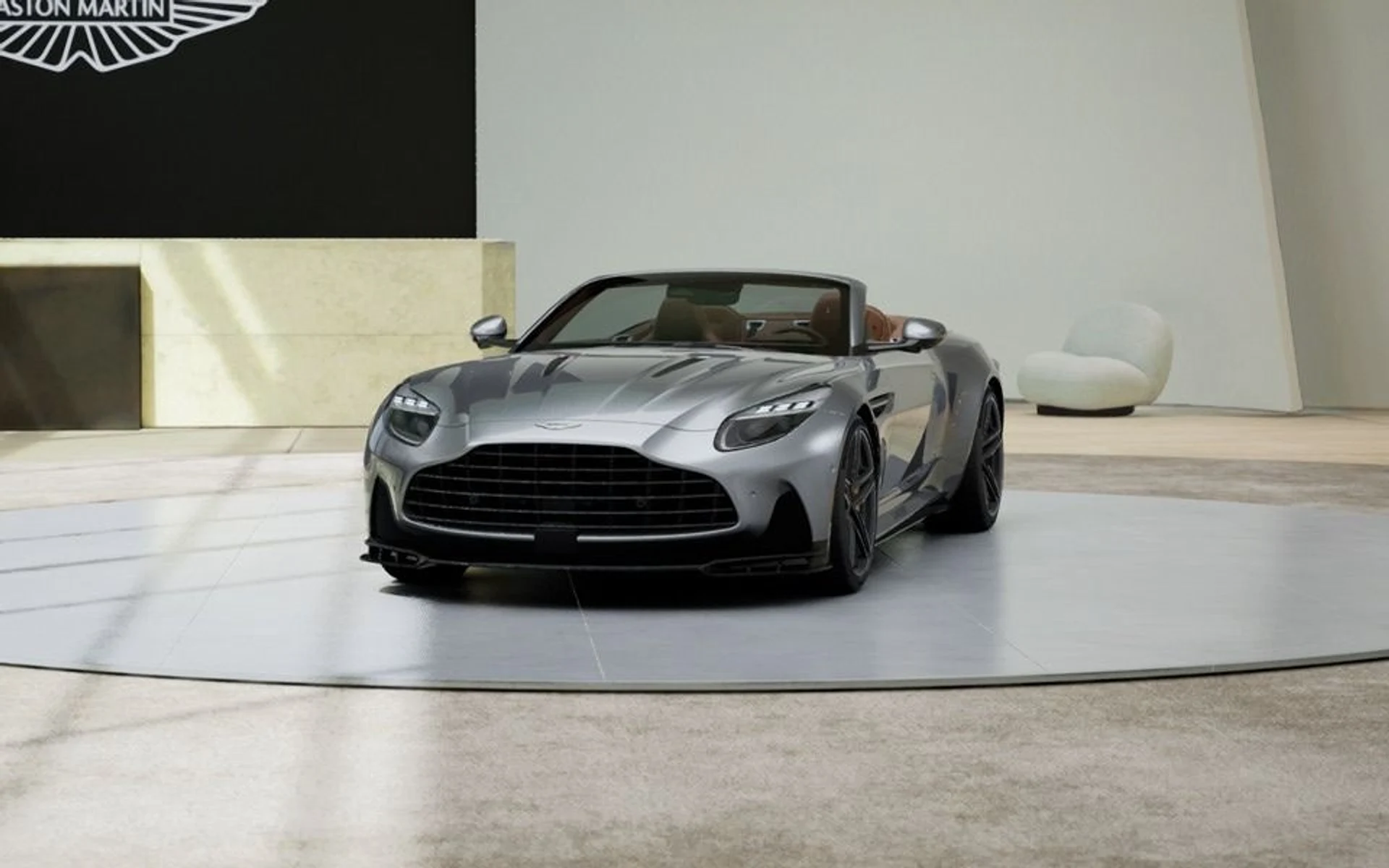 mph011_1225145040_New_2027_Aston_Martin_DB_12_S_Volante_In_Transit_042b5dc233