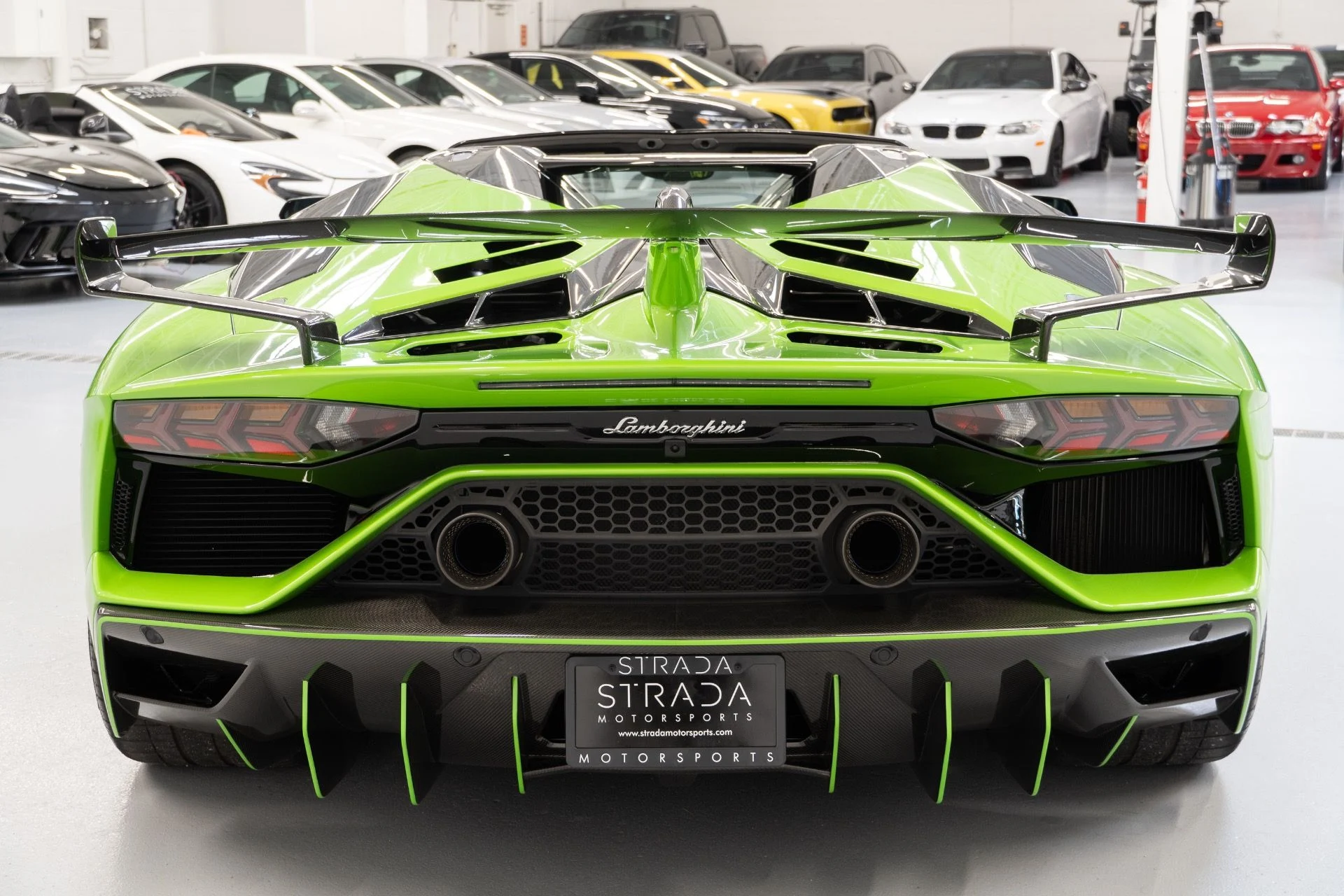 mph011_1235839794_Used_2021_Lamborghini_Aventador_LP_770_4_SVJ_1753475136_b0bb4e9998