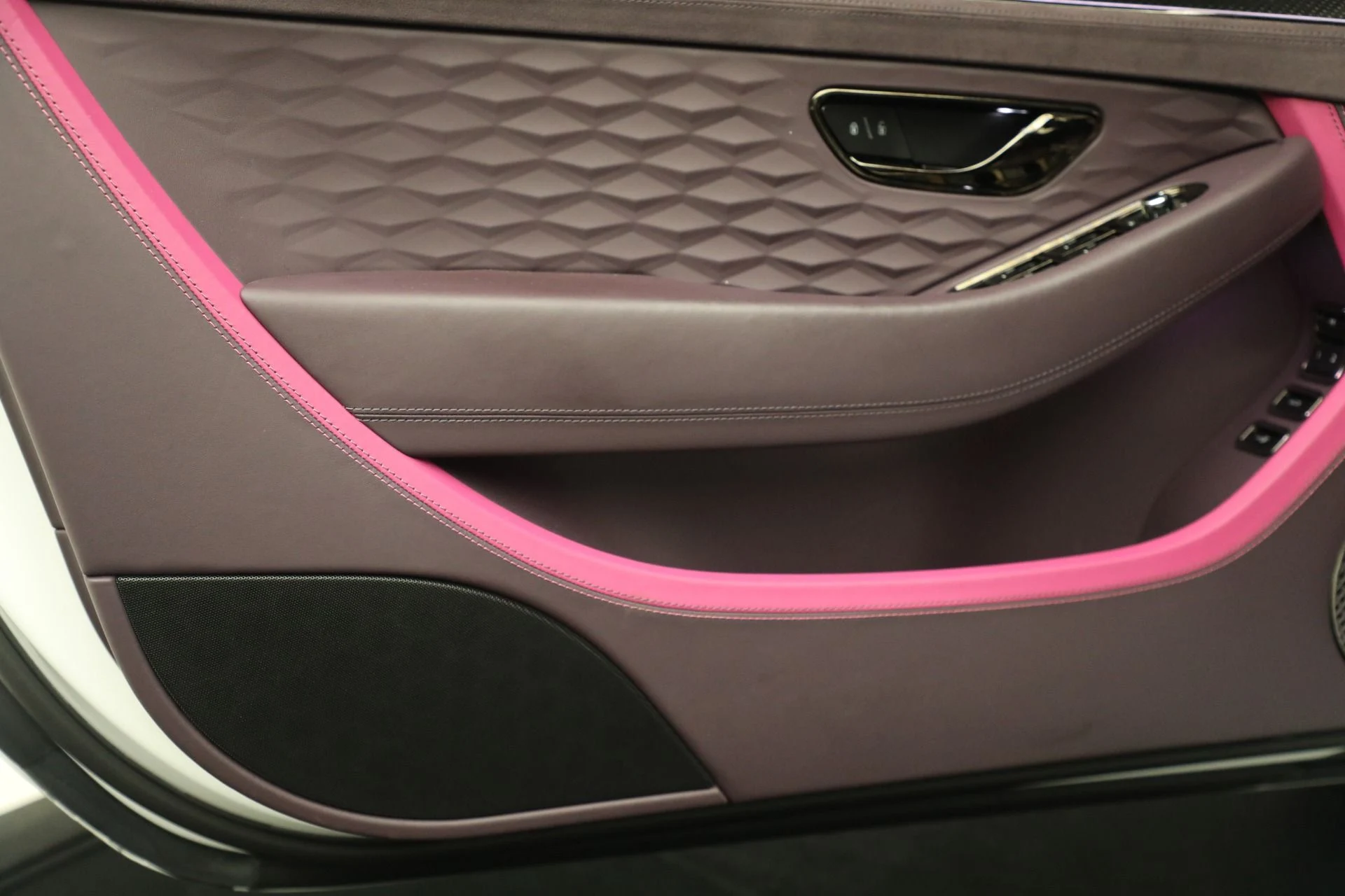 mph011_123684887_New_2025_Bentley_Continental_GT_Speed_686f4ca400