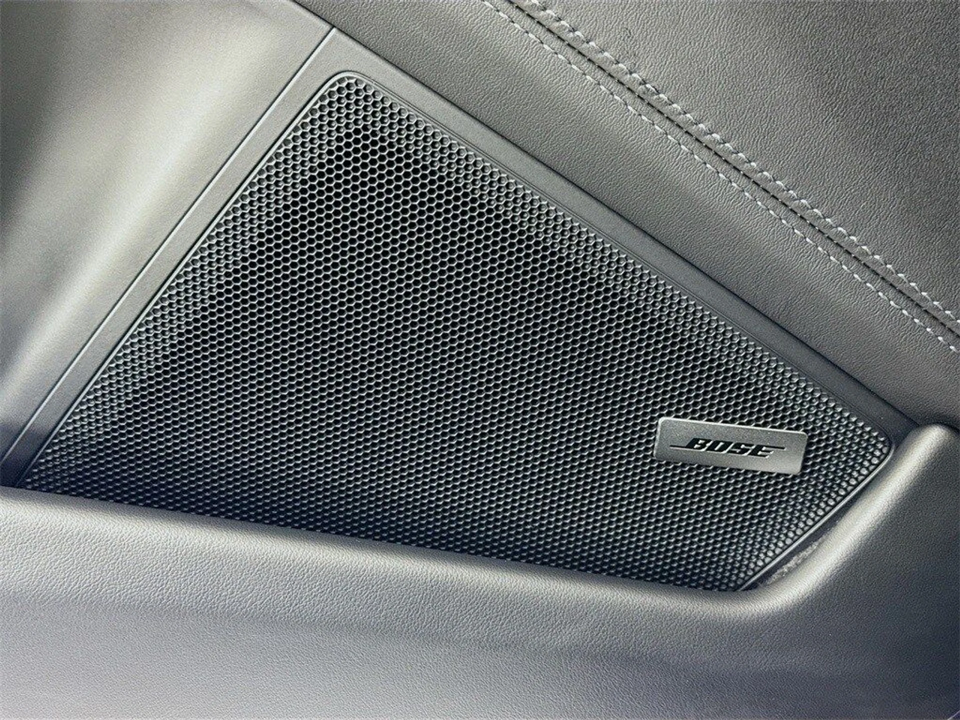 mph011_1237858759_6e7f781cc343553be519b18e43284f2dx_0844379620