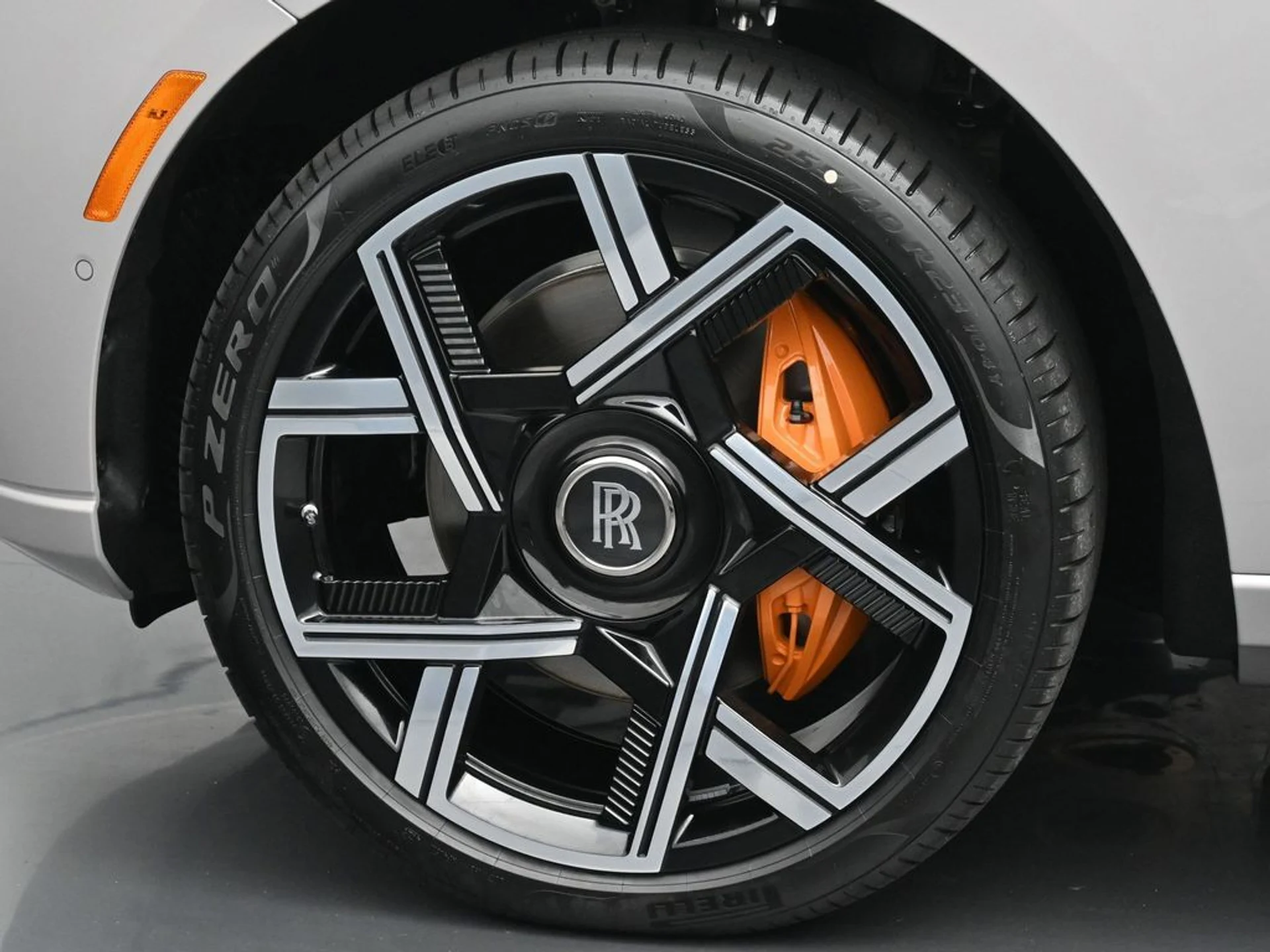 mph011_1238047999_cf7af1f6b37a6c22f2a437984dd9ae81x_8b42b5bf60