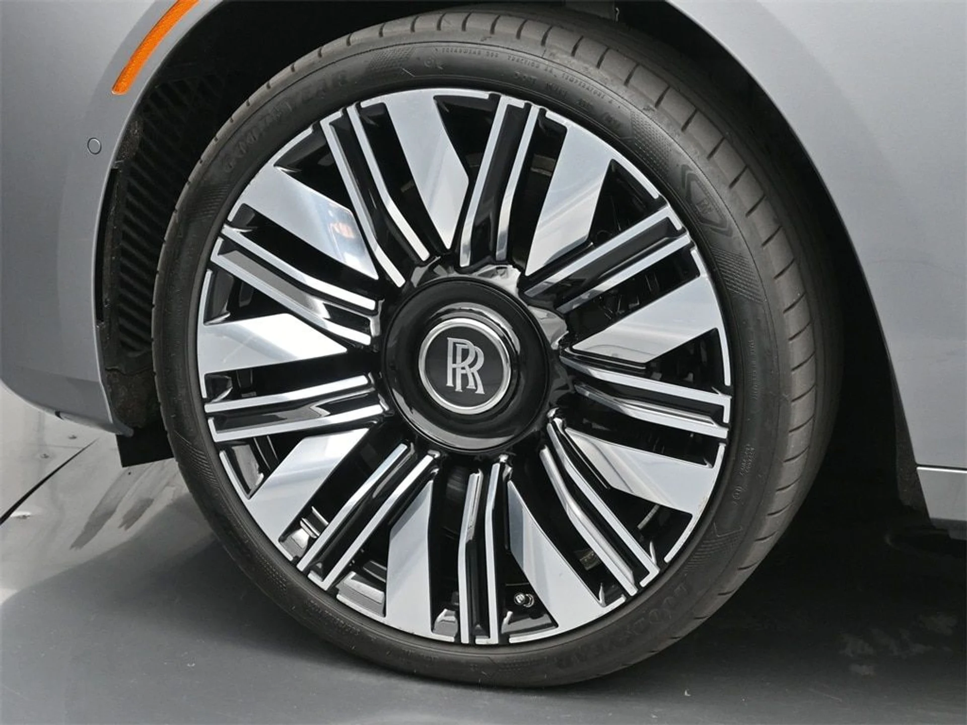 mph011_1240339112_229bf5f920022f9cd83c678229cd2527x_e89187633b