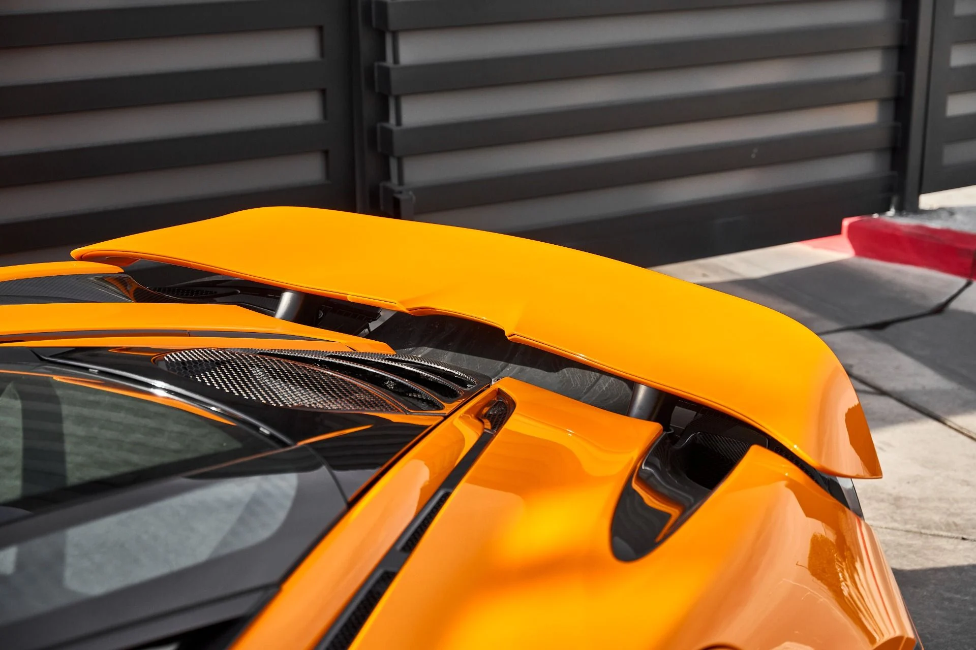 mph011_1243057472_Used_2018_Mc_Laren_720_S_Performance_1766270061_7876f420a5