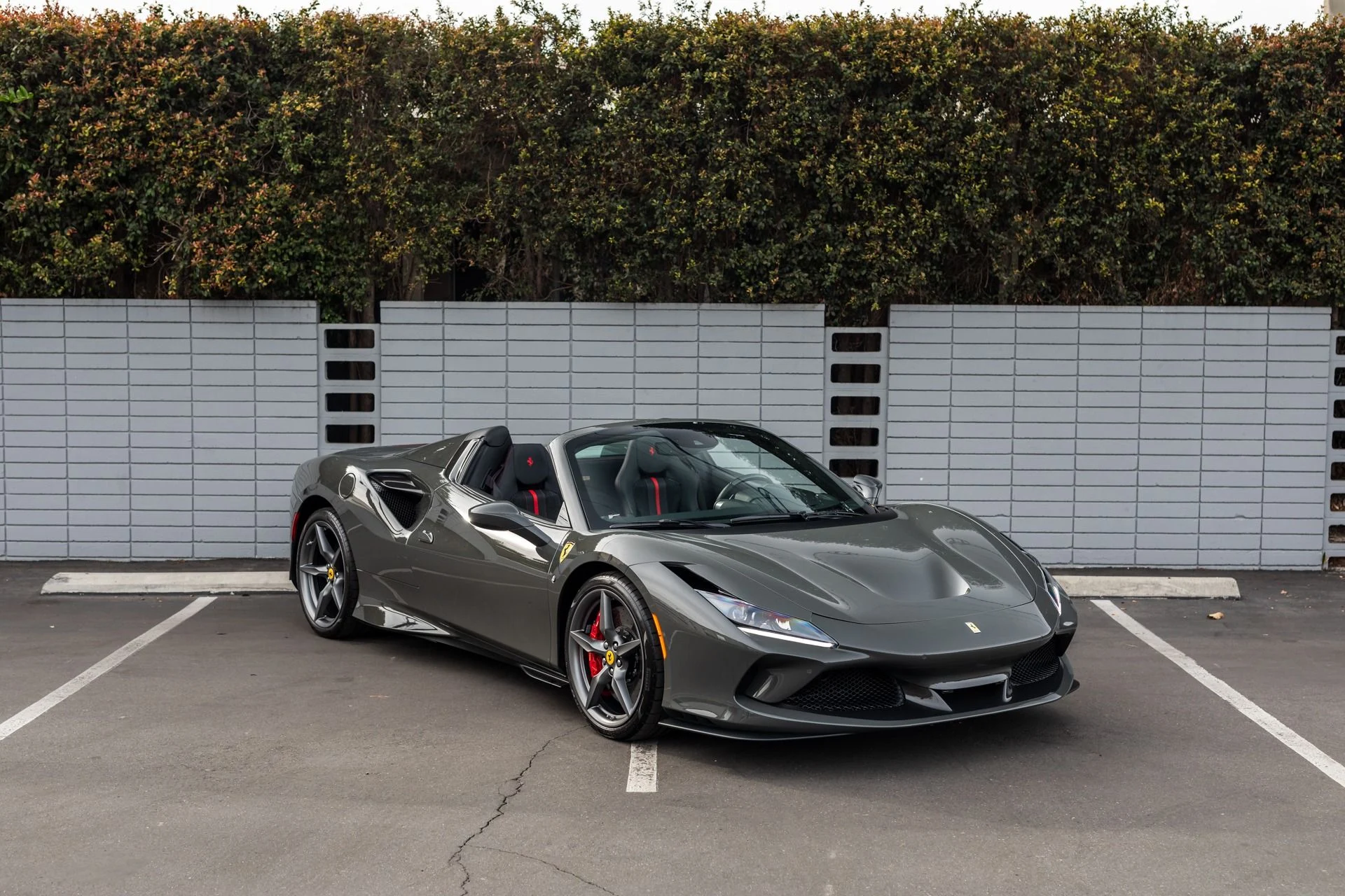 mph011_1244872102_Used_2021_Ferrari_F8_Spider_1734052233_58b351f213
