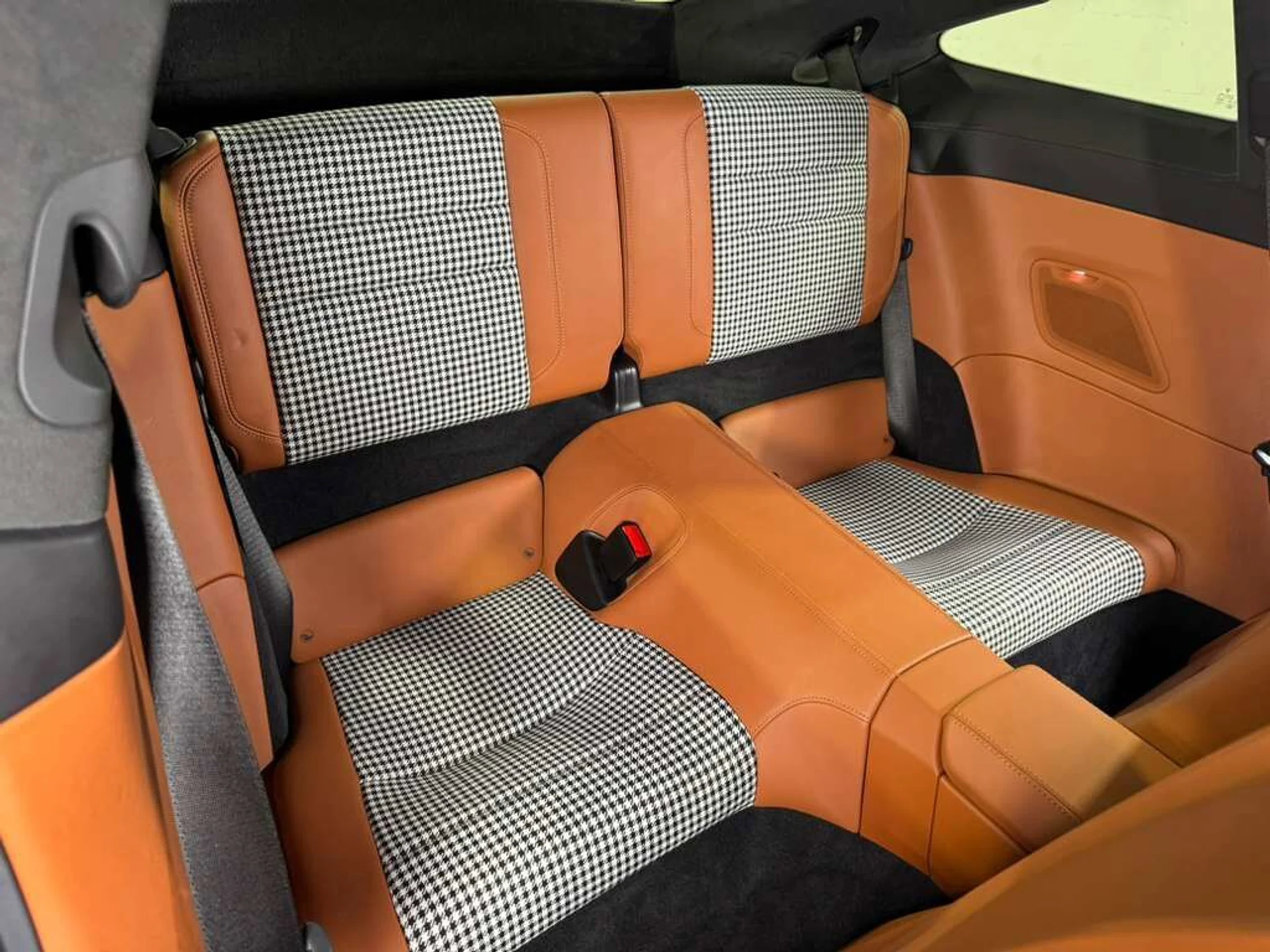 mph011_1248017003_6385838f3ece90d387bff57f846a23e1_66058e0f87