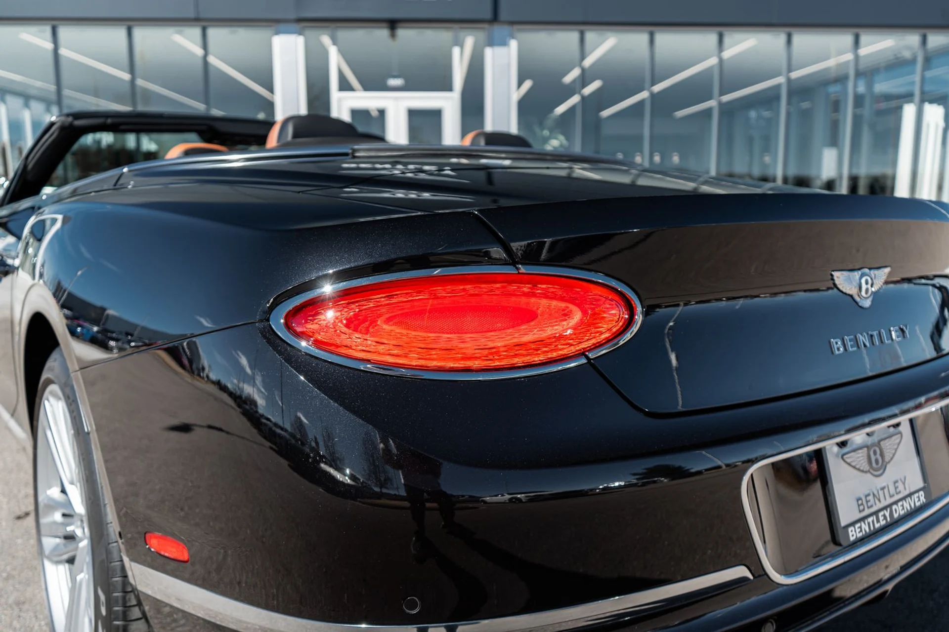 mph011_1248067035_de2f52fc_16d9_4a3a_98ed_07e2f32a0607_d84a22985d