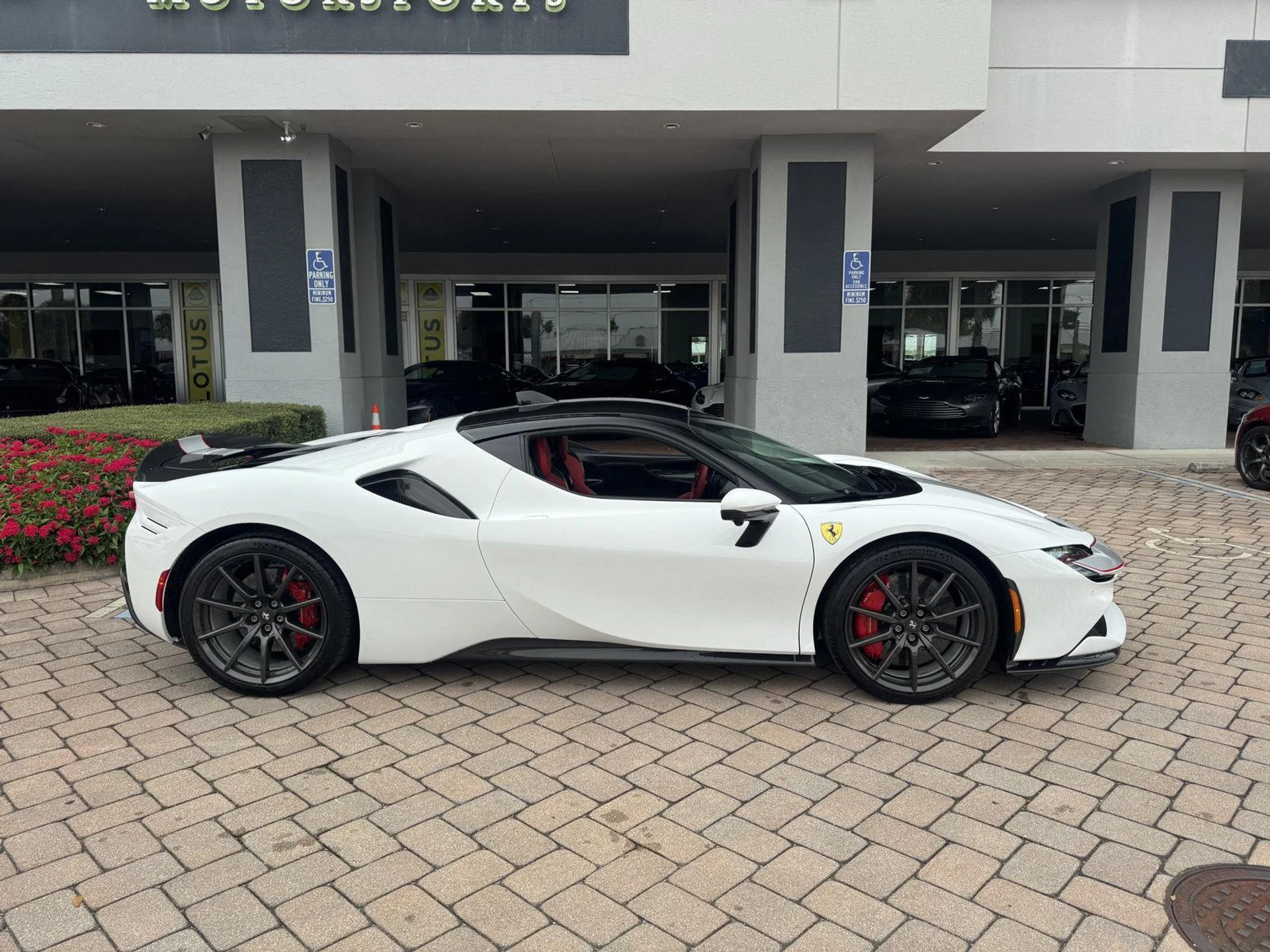 mph011_1249306663_Used_2022_Ferrari_SF_90_Stradale_Coupe_1773865366_d36d9d423e