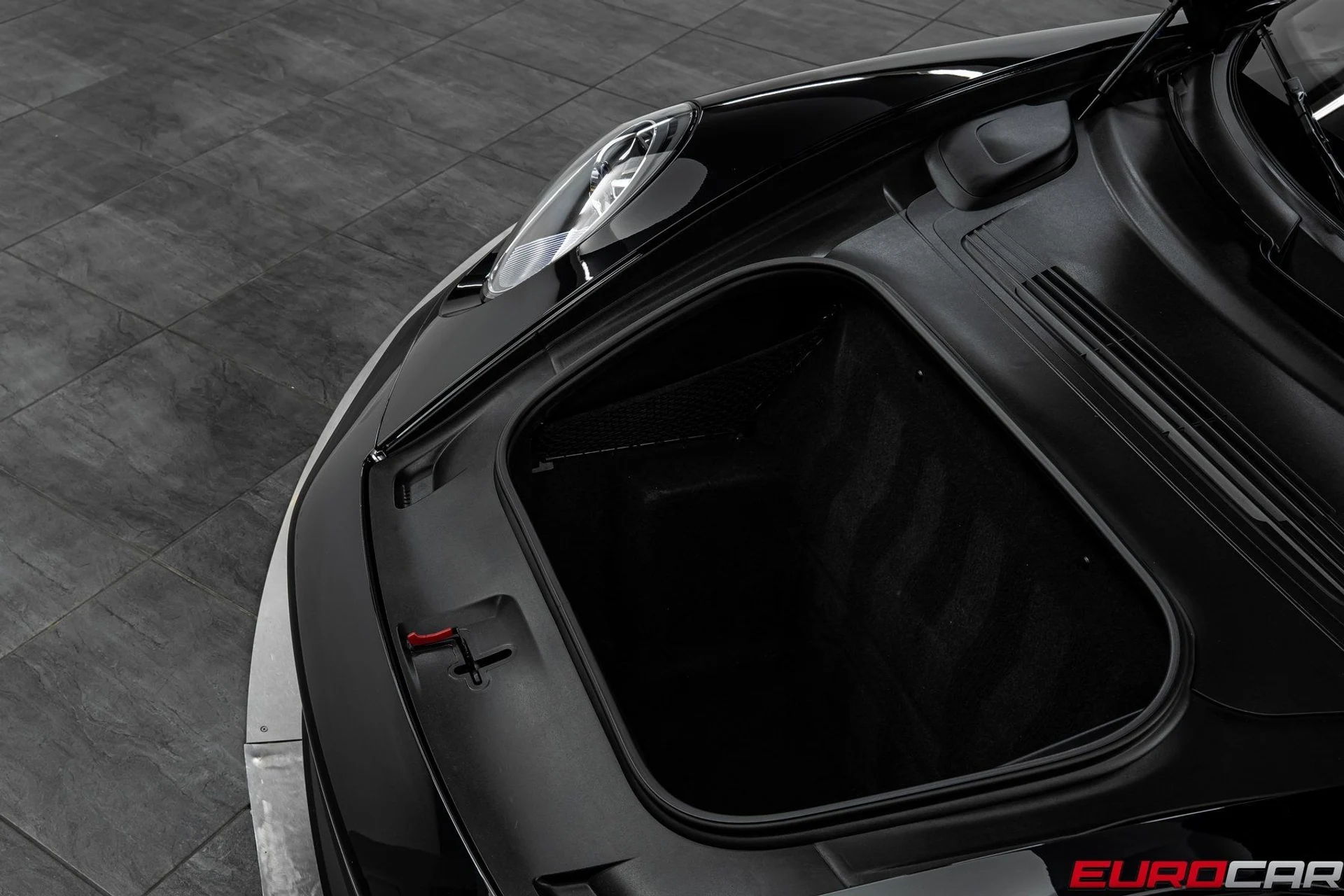 mph011_1250442385_image_12_bc1fc6008a