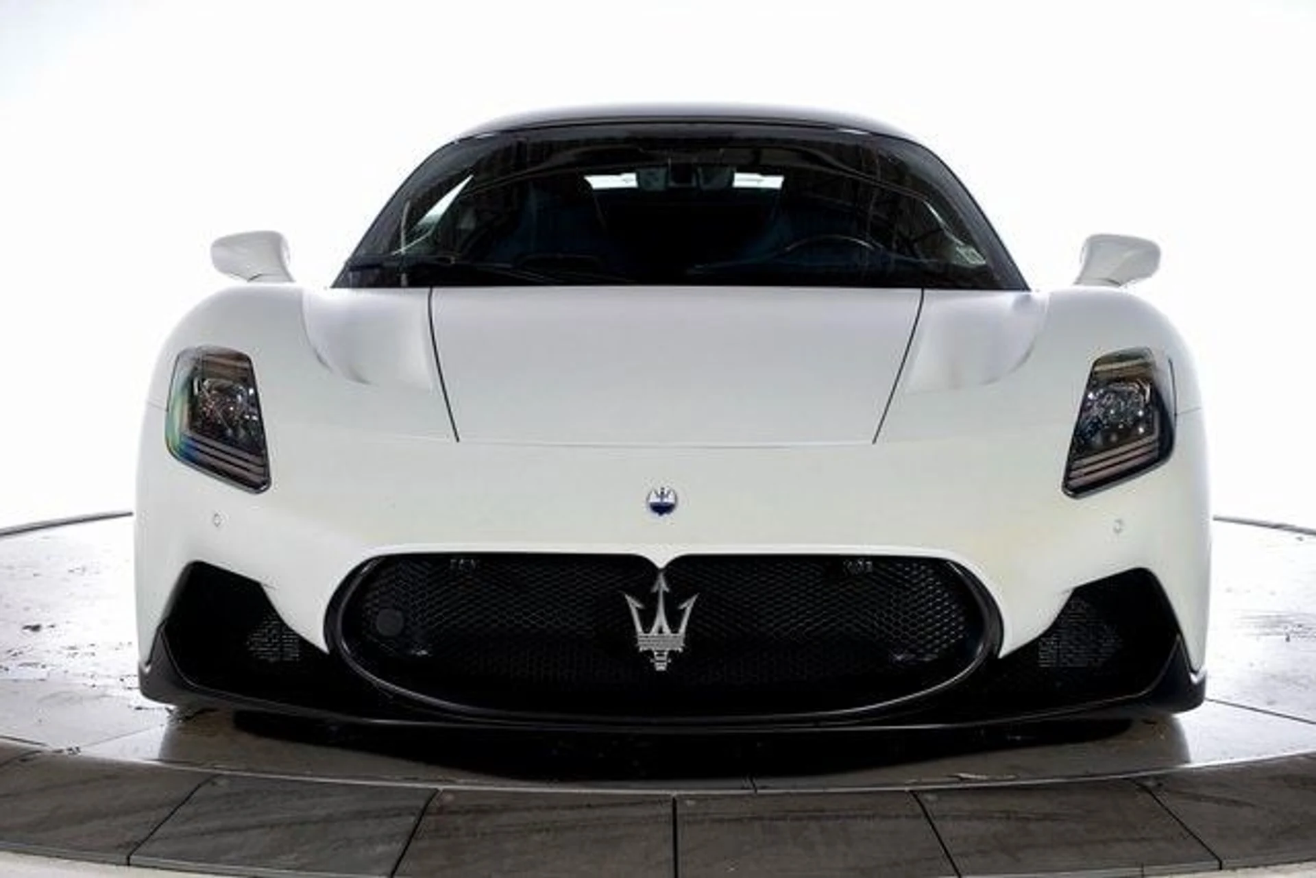 mph011_1250707684_c4cc0f96ba1893989c6341a001412f57x_2e8a4c54f9