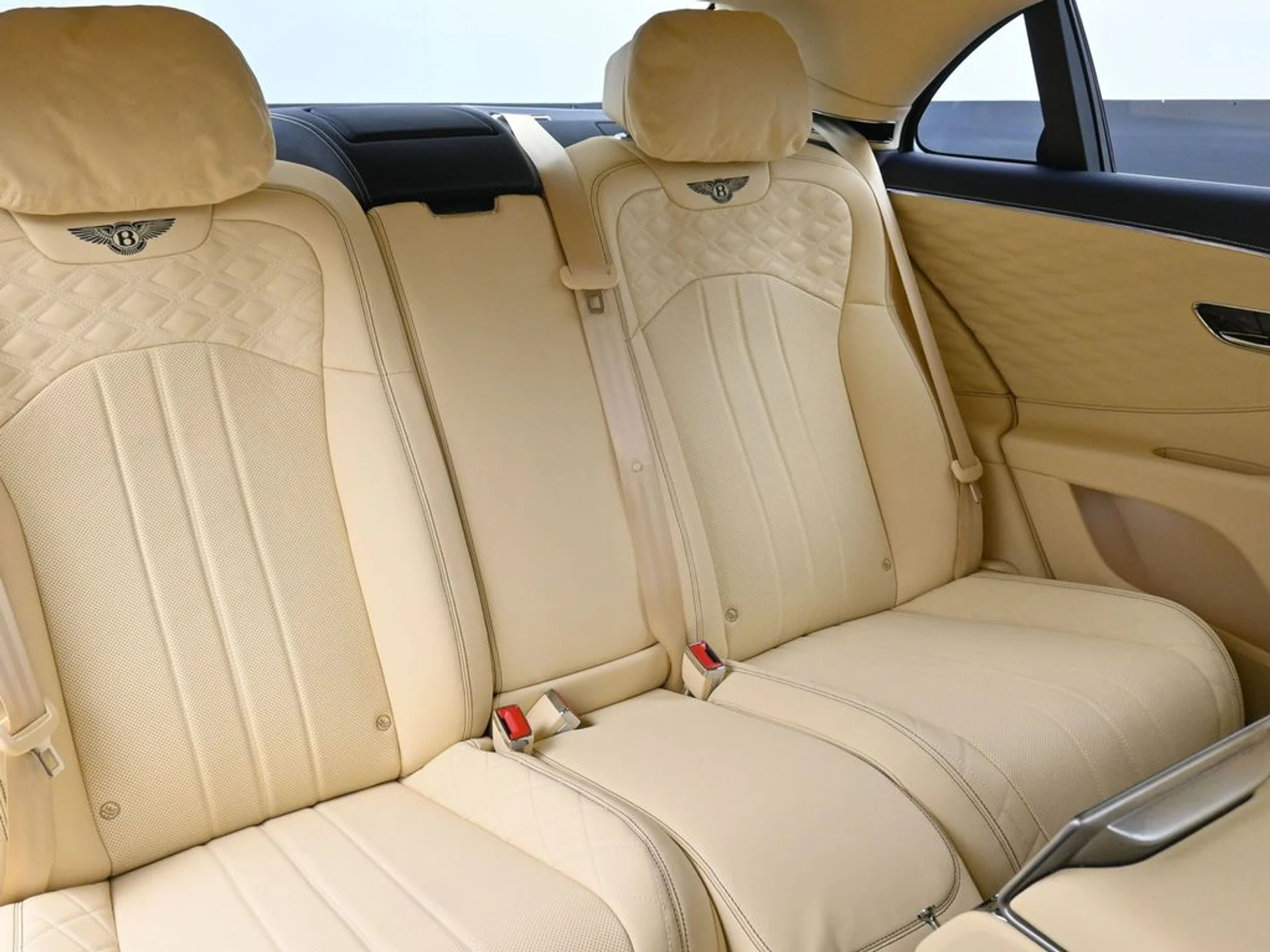 mph011_1251271606_2cdf4fd4b2253a83d775c2f269a2e06cx_6f4a907234