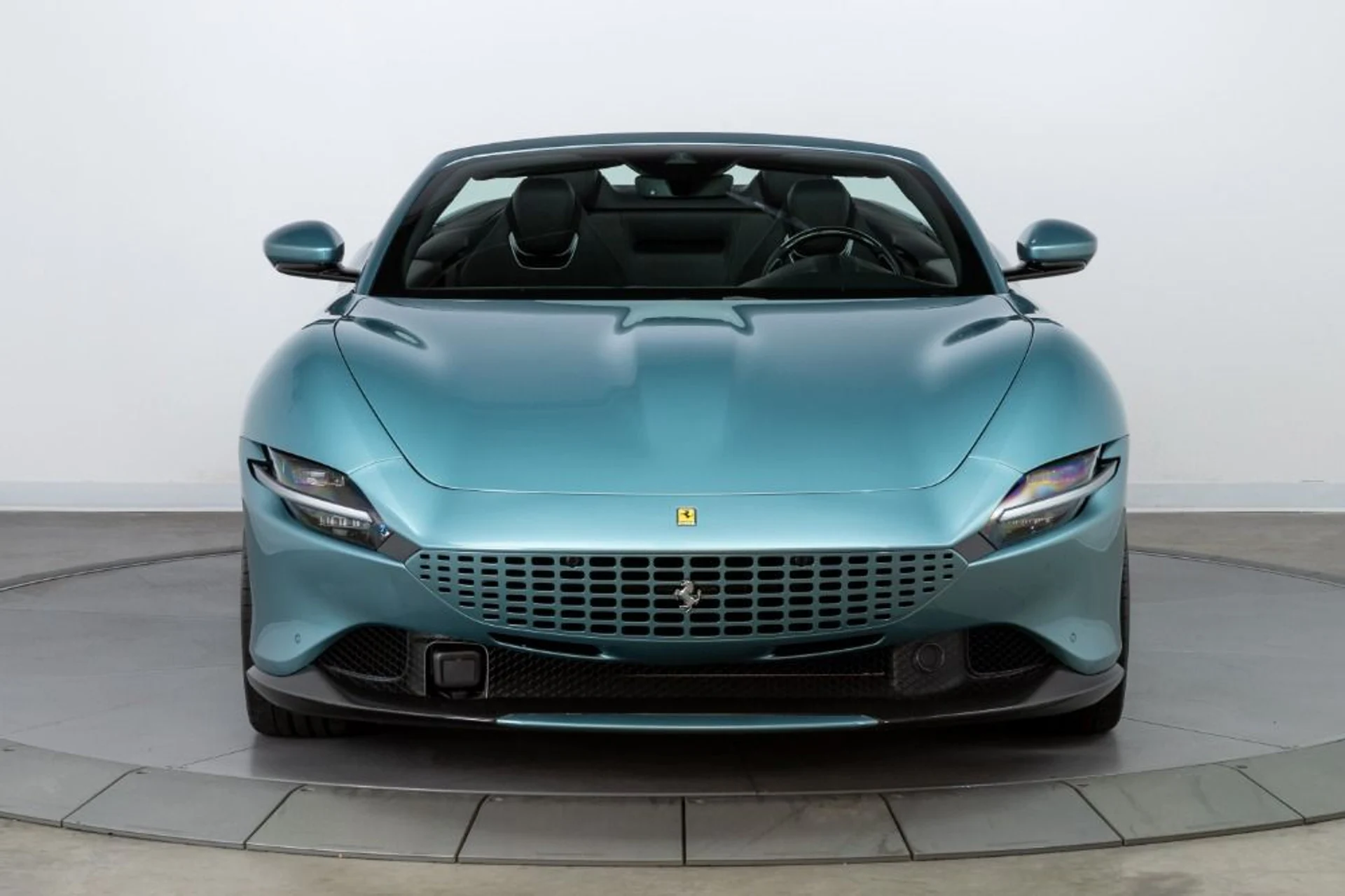 mph011_1253566718_Used_2024_Ferrari_Roma_Spider_cfa2765246