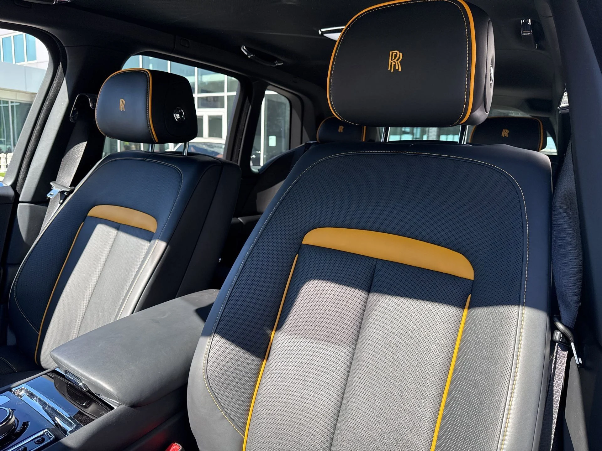 mph011_1253918697_8fd21a2a98c04a37aee2b2d5259970a0_42720dbee3