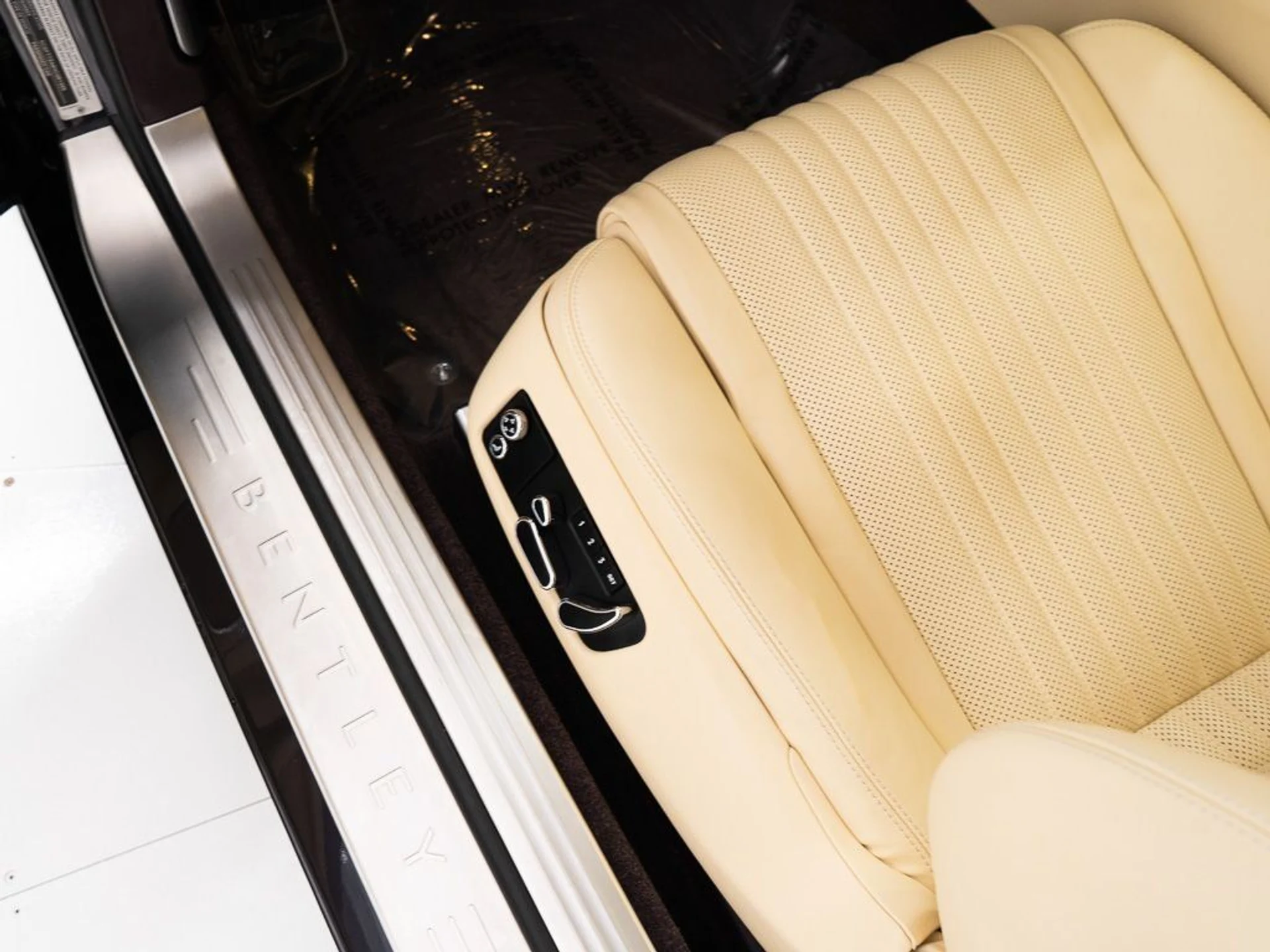 mph011_1255054086_0e9e66f1320ca97e1a1314fc594e4047_25e0fabd53