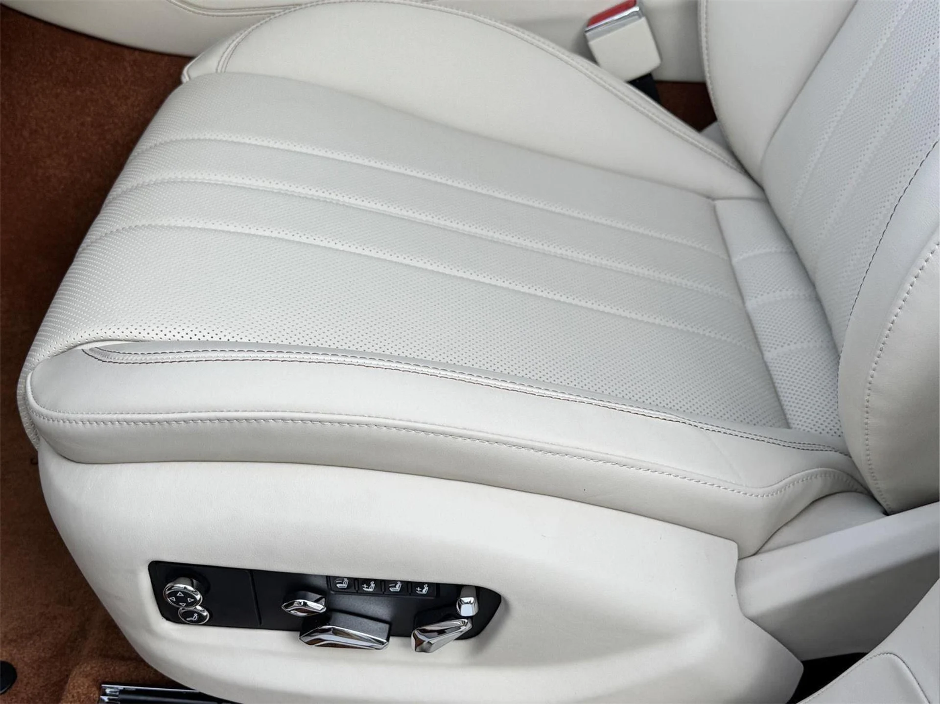 mph011_1257168176_f8a6a1162b514b7261b4fec240dd498e_69dbbc8ece