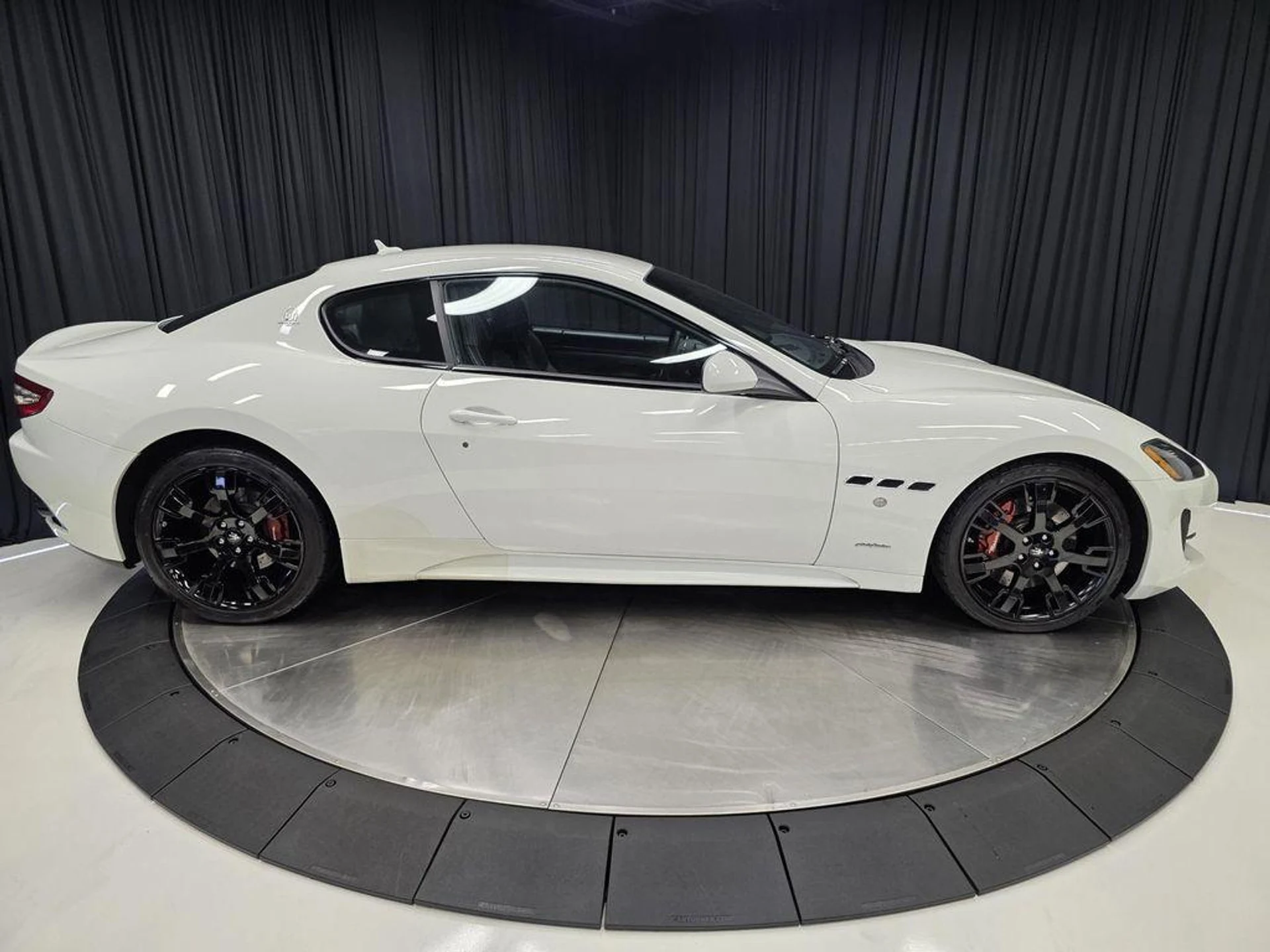 mph011_1259876875_V93_H_He8tl_JF_T_Kwrc0_TC_Rc_G_0_Y_68e64b463f