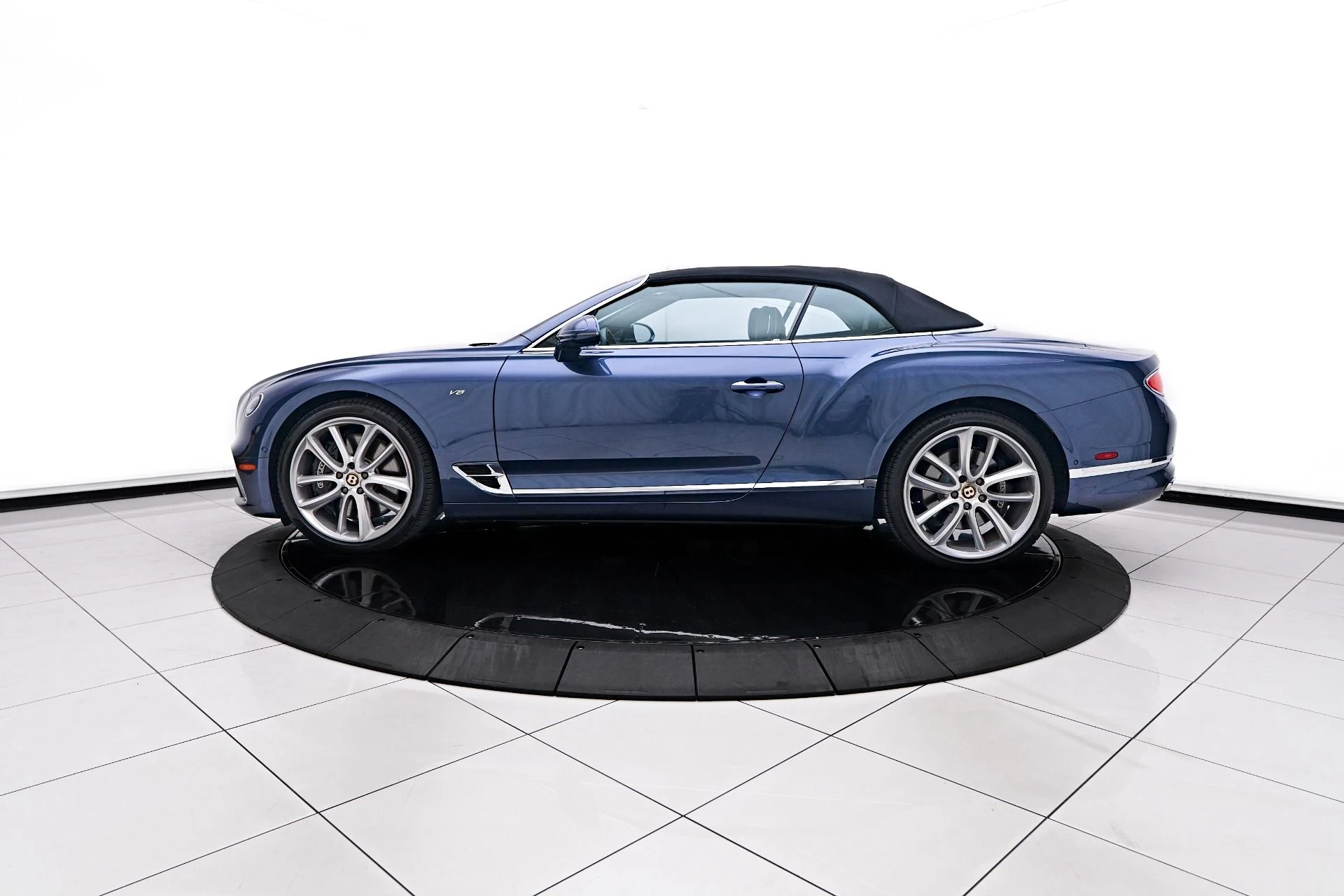 mph011_1265677714_Used_2020_Bentley_Continental_GT_V8_1758744259_7738c1b157