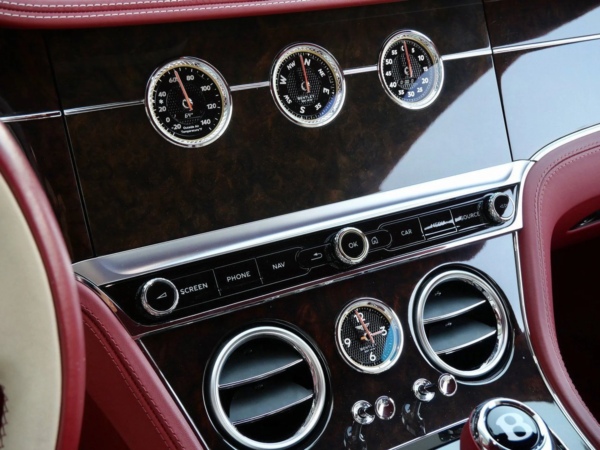 mph011_127103925_735a4359fe4ac3e4120826c77b0be802x_952901128c