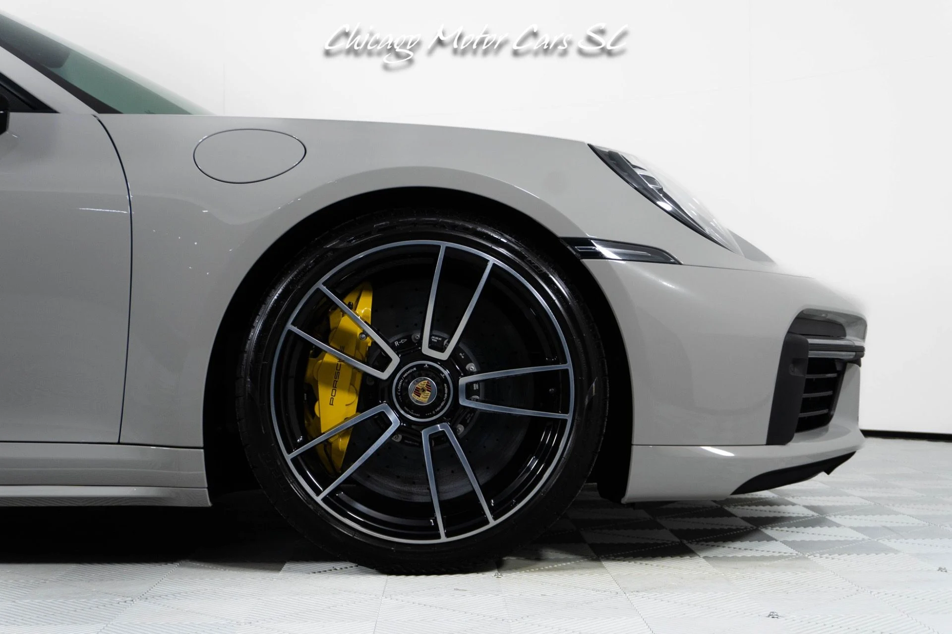 mph011_127159883_13540_p12_l_5c5f4877ff