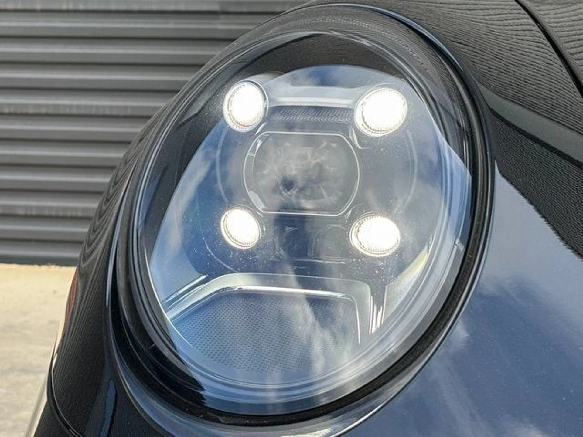 mph011_1273800089_e0c330de585a4d22c476929adf9a49ccx_b67b0e9e57