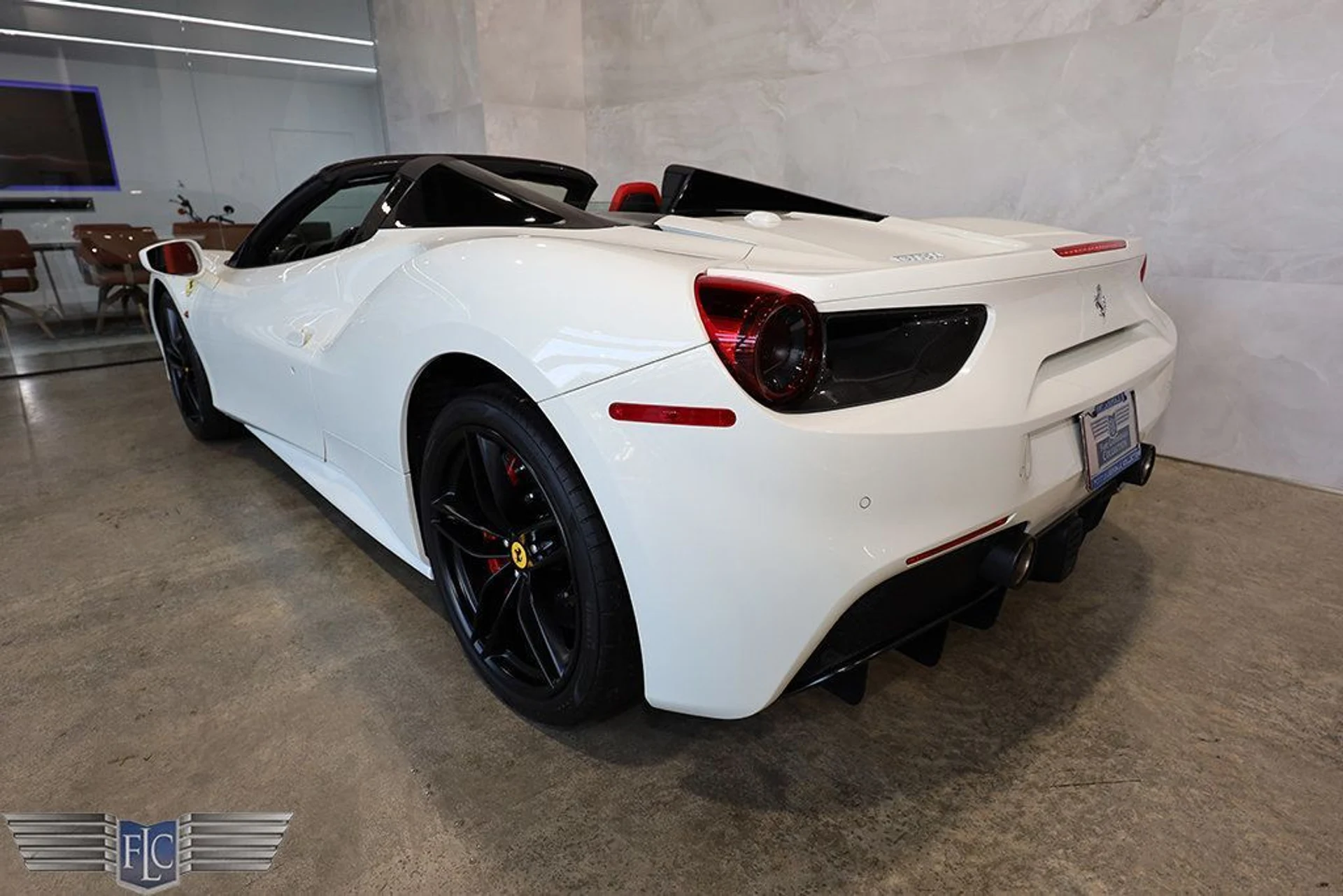 mph011_1278735630_used_2018_ferrari_488_spider_convertible_9689_23035381_12_1024_c4e5012fc9