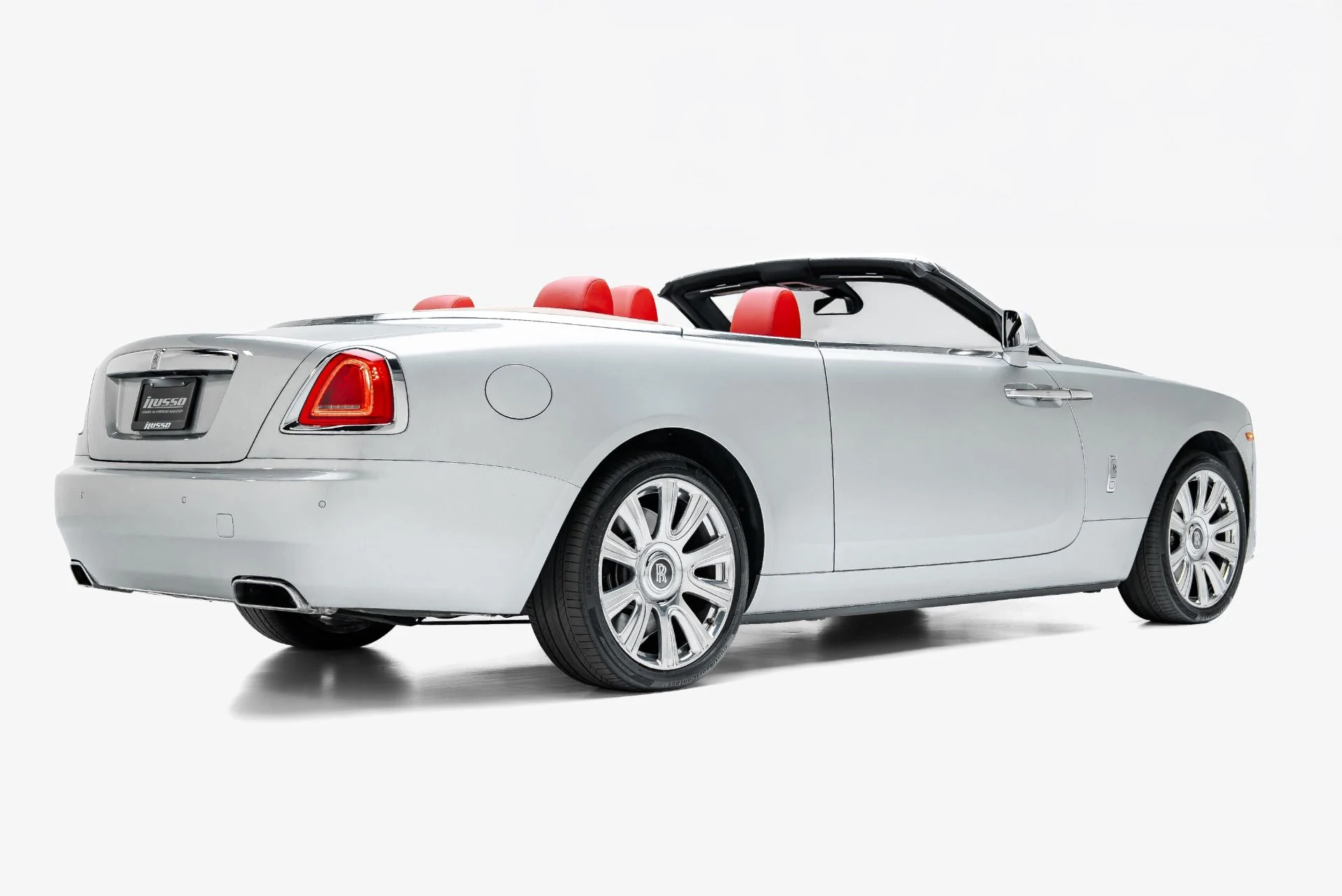 mph011_1280398810_Used_2016_Rolls_Royce_Dawn_1790965786_b31a16ac7b