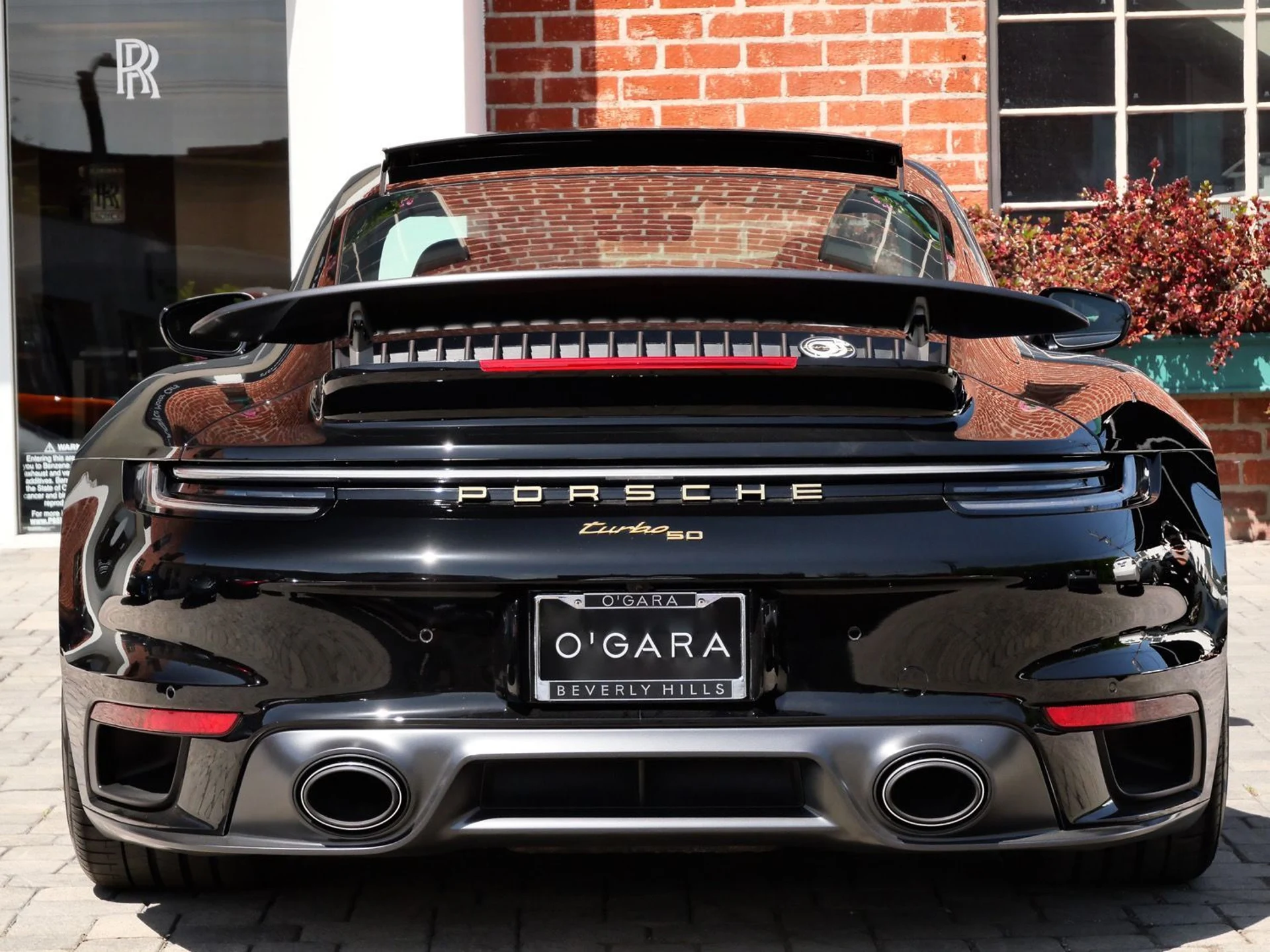 mph011_1281361385_2a4882c07d86d581156a6de8b09a5244x_79d4740b23